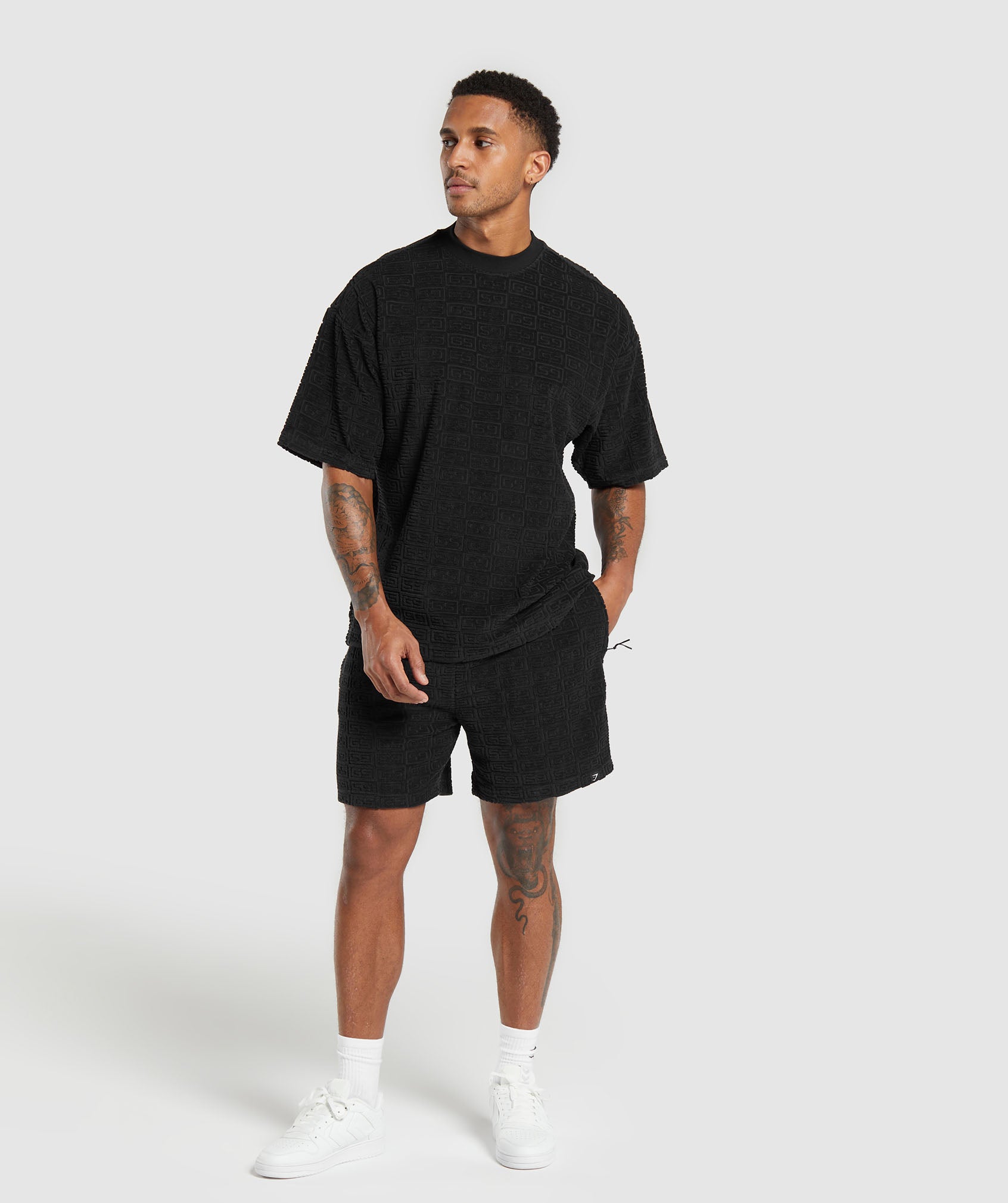 gymshark-towelling-7-shorts-black-ss24