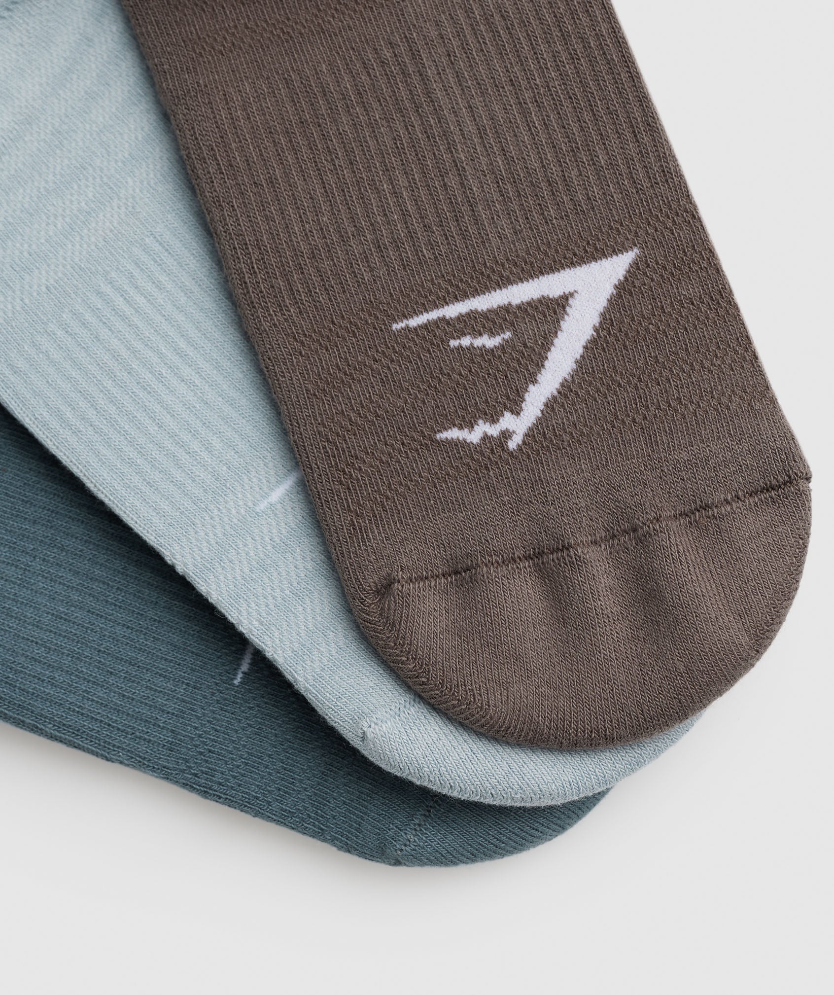 gymshark-trainer-socks-3pk-denim-teal-salt-blue-camo-brown-aw23