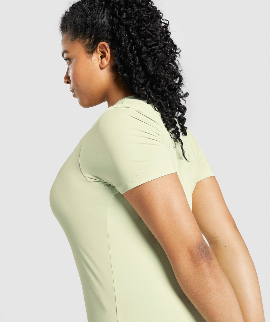 gymshark-training-tee-light-green