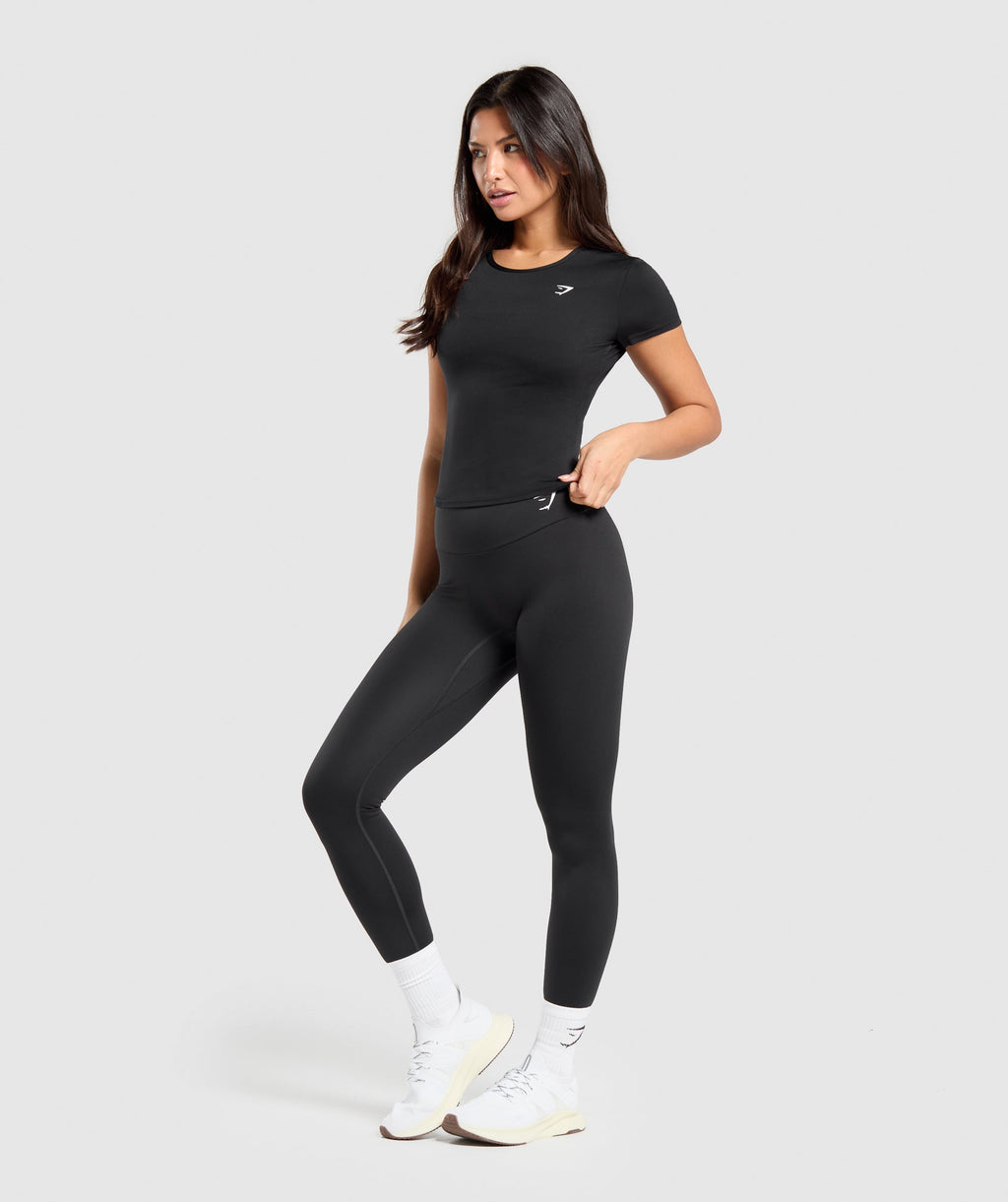 gymshark-training-baby-tee-black-ss25