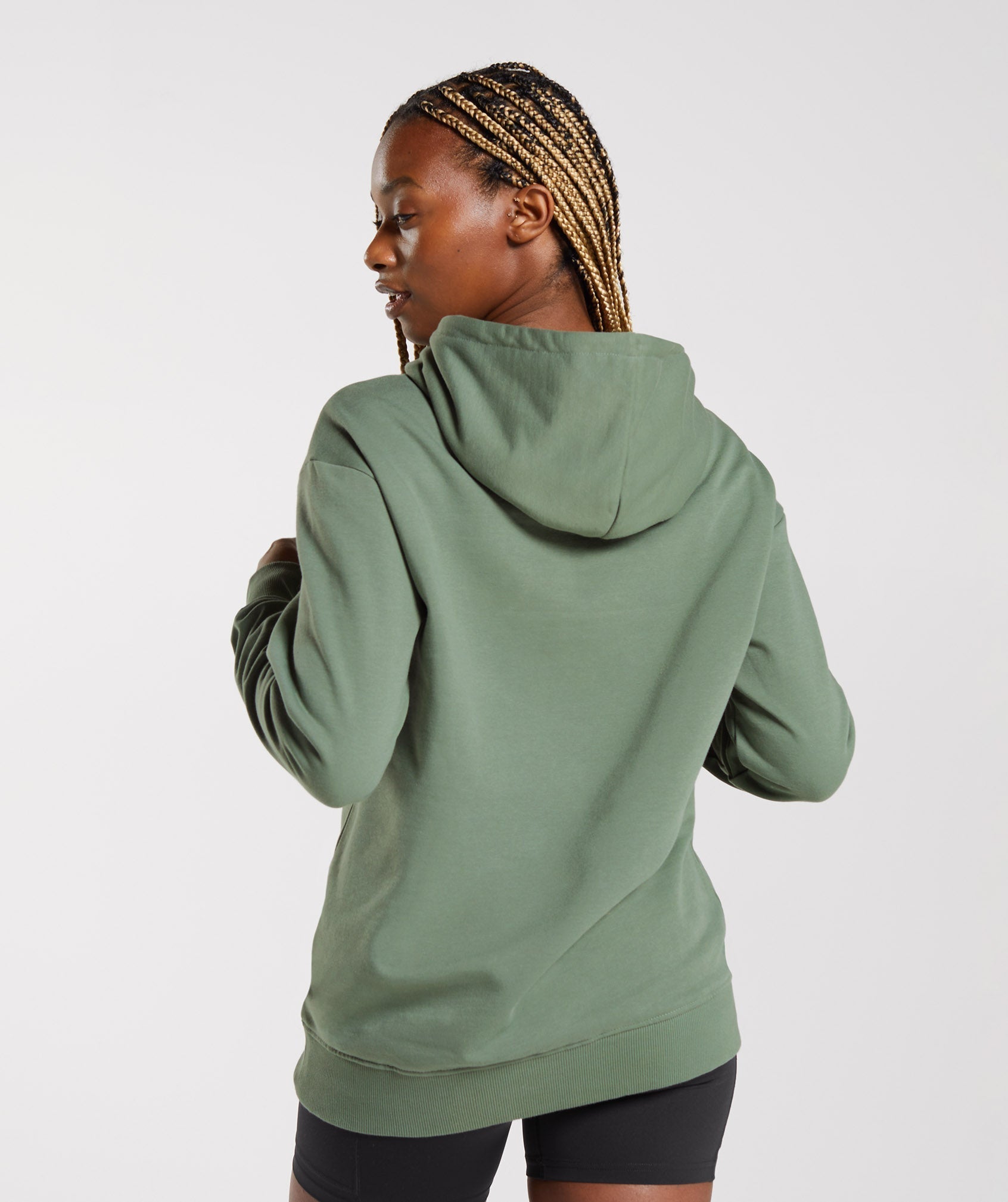 gymshark-training-oversized-hoodie-willow-green-ss23