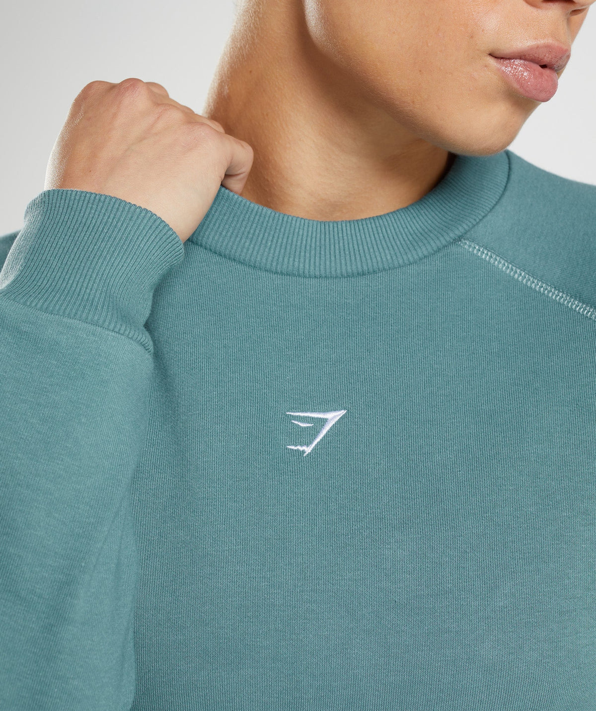 gymshark-training-cropped-sweater-charred-blue-aw22