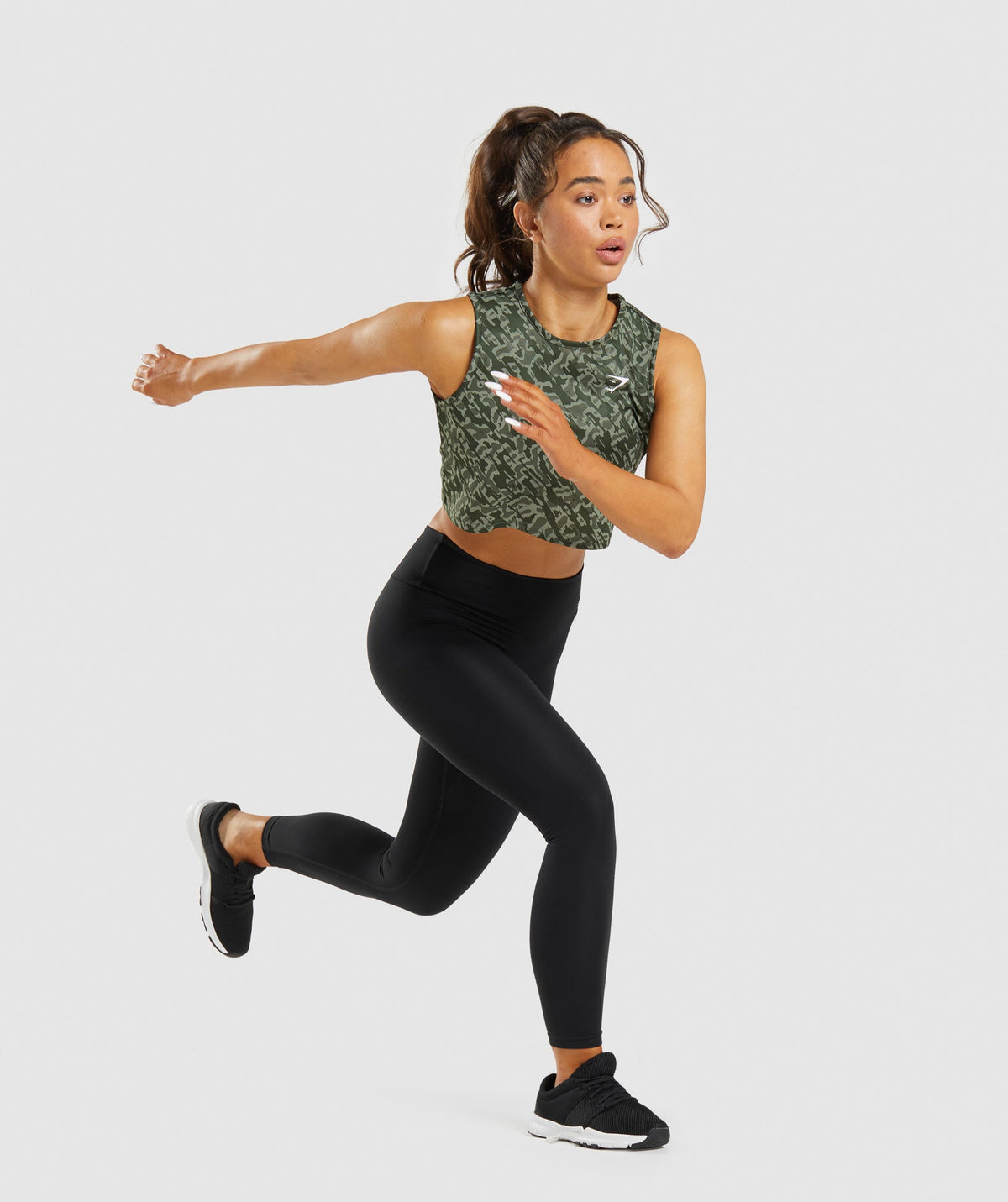 gymshark-training-crop-tank-green-print-ss22