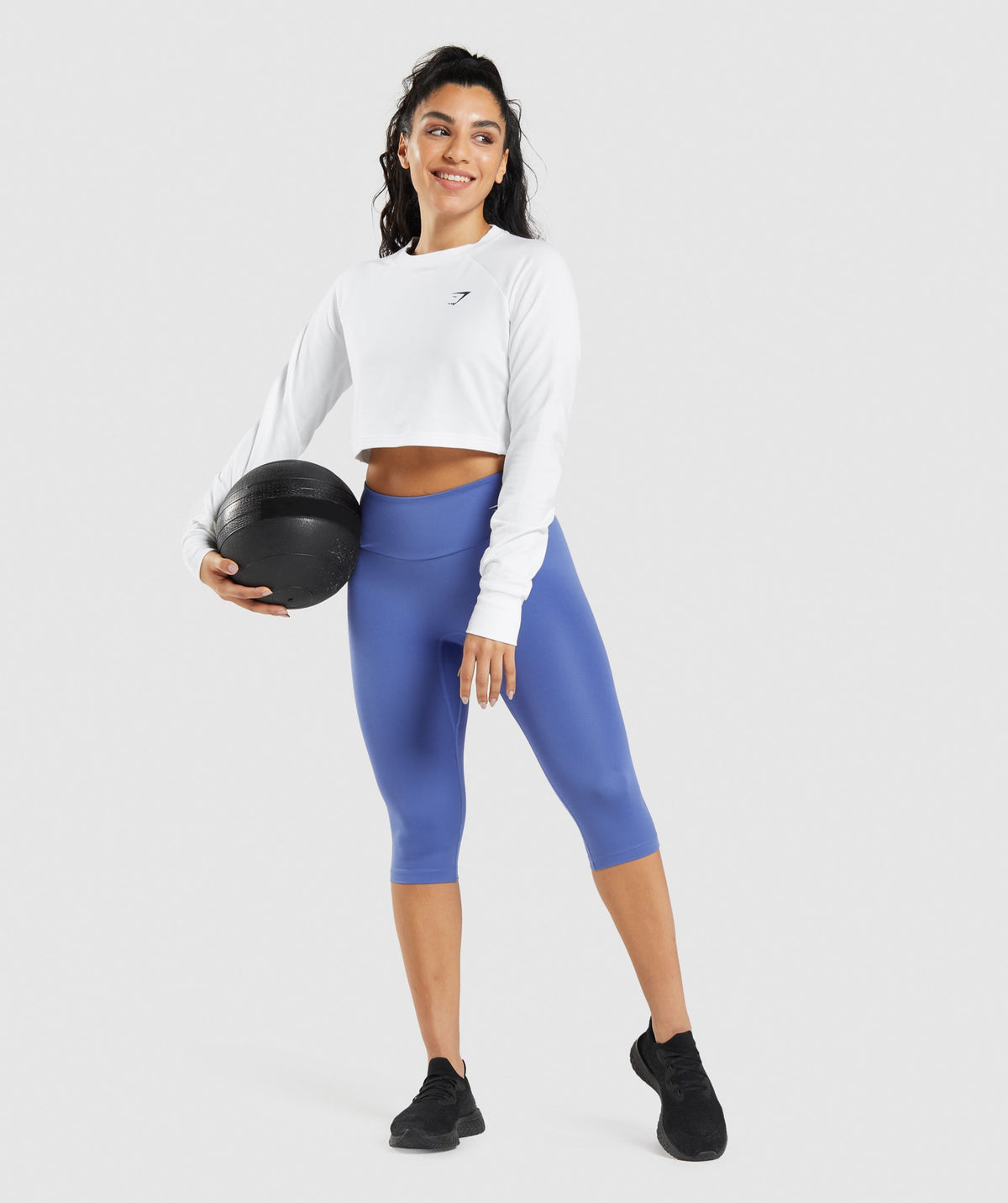 gymshark-training-cropped-leggings-court-blue-ss22