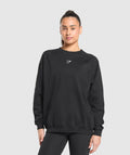 gymshark-training-oversized-fleece-sweatshirt-black-aw23