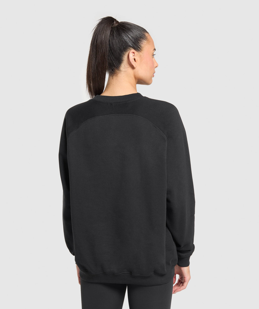 gymshark-training-oversized-fleece-sweatshirt-black-aw23