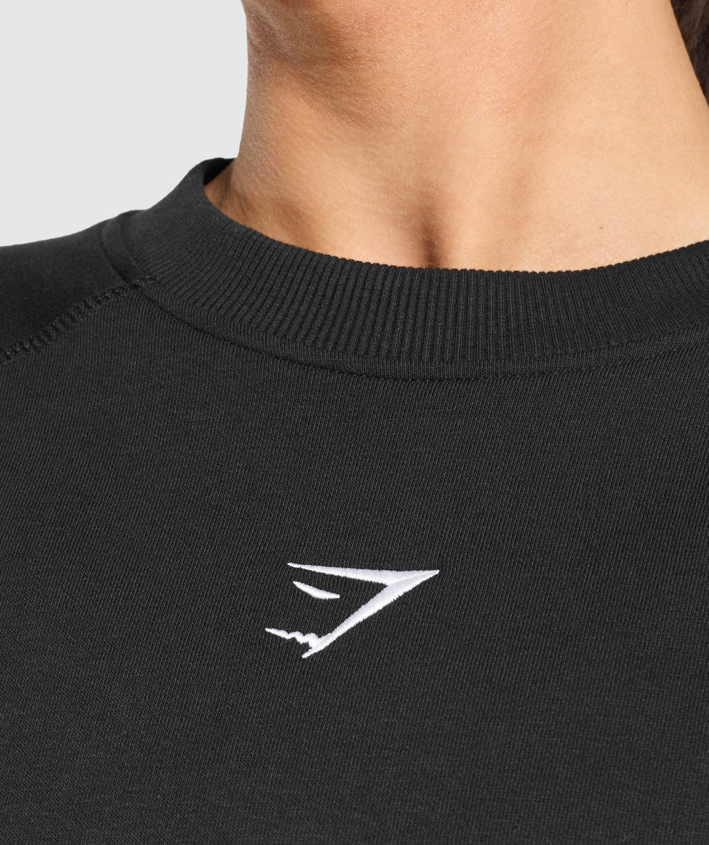 gymshark-training-oversized-fleece-sweatshirt-black-aw23