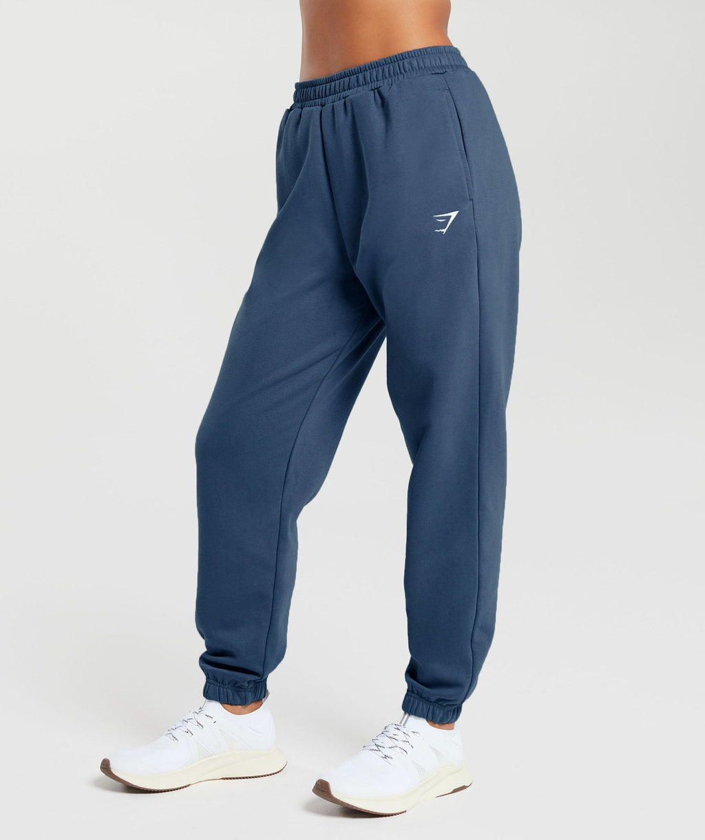 gymshark-training-fleece-joggers-ash-blue-aw23