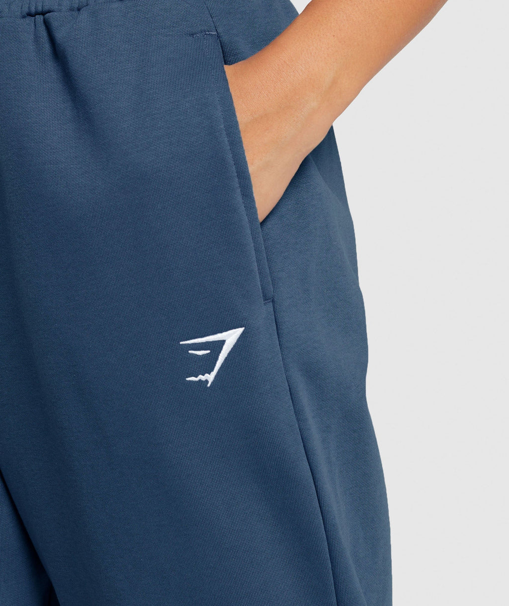 gymshark-training-fleece-joggers-ash-blue-aw23