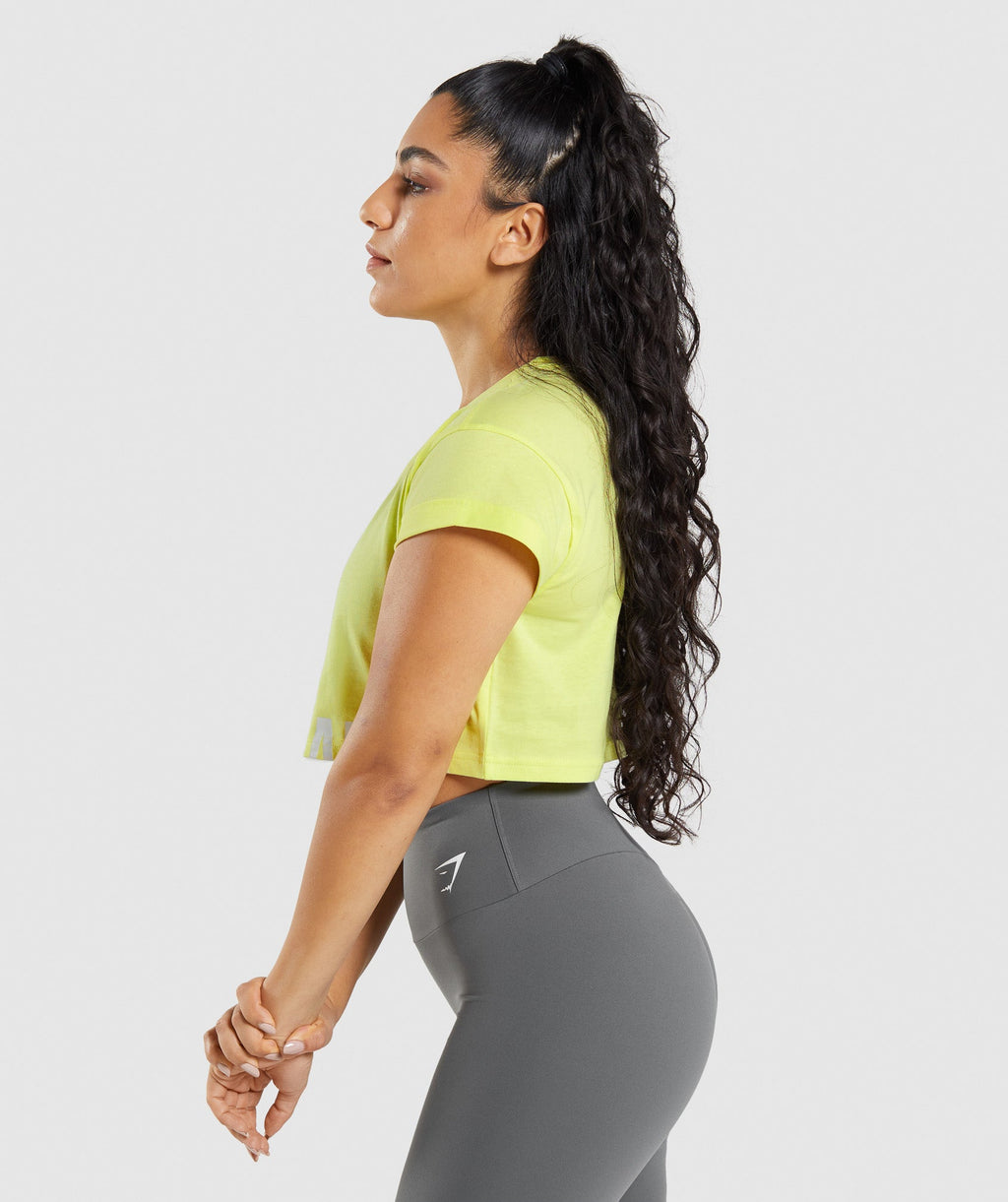 gymshark-fraction-crop-top-firefly-green-ss22