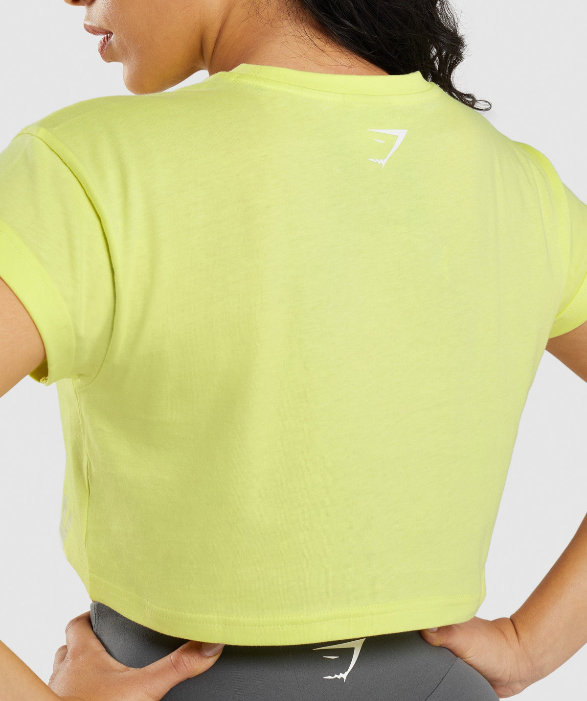 gymshark-fraction-crop-top-firefly-green-ss22