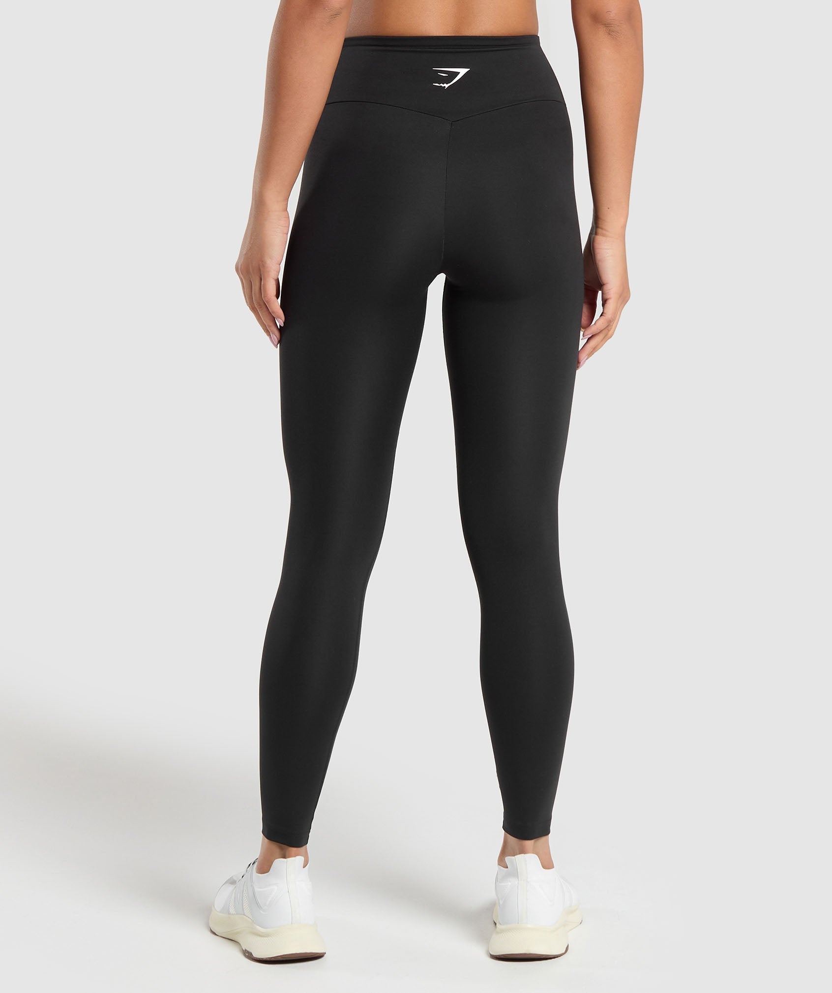 gymshark-training-leggings-black-ss22