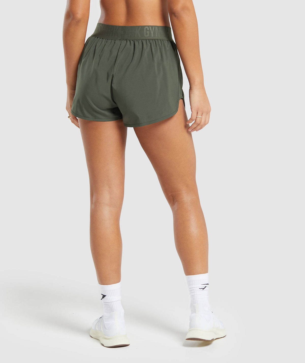 gymshark-training-loose-fit-shorts-strength-green-ss24