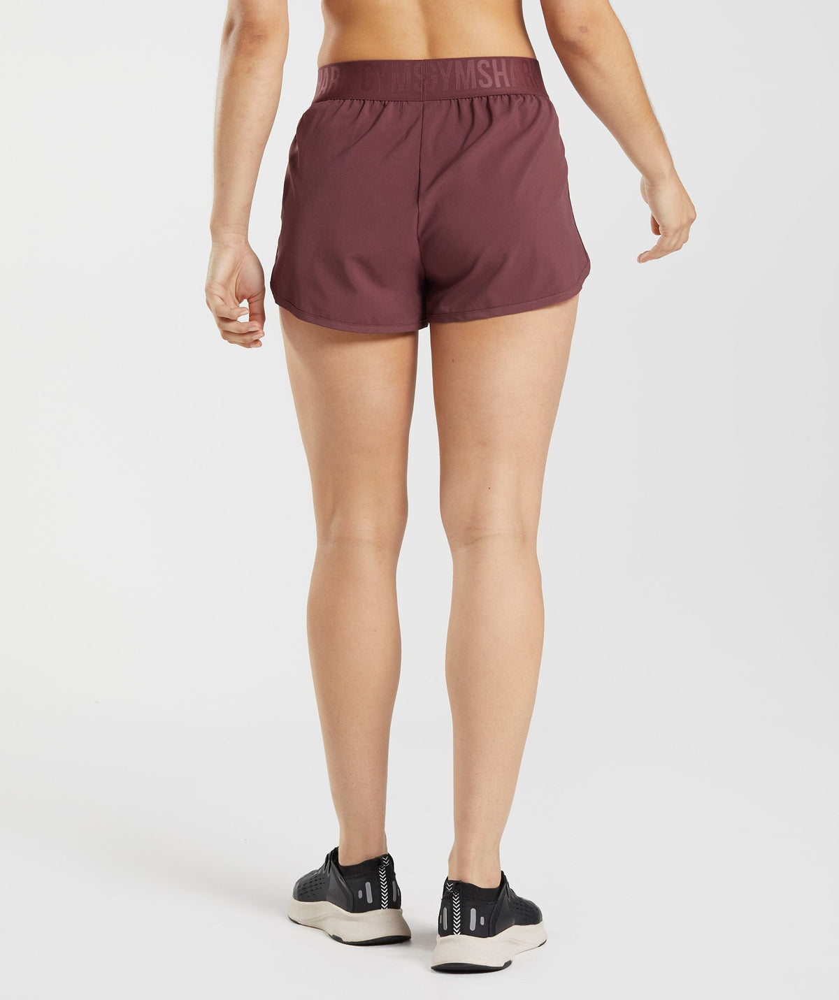gymshark-training-loose-fit-shorts-cherry-brown-aw22