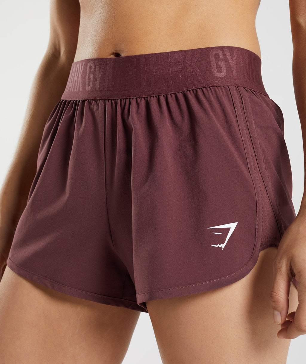 gymshark-training-loose-fit-shorts-cherry-brown-aw22