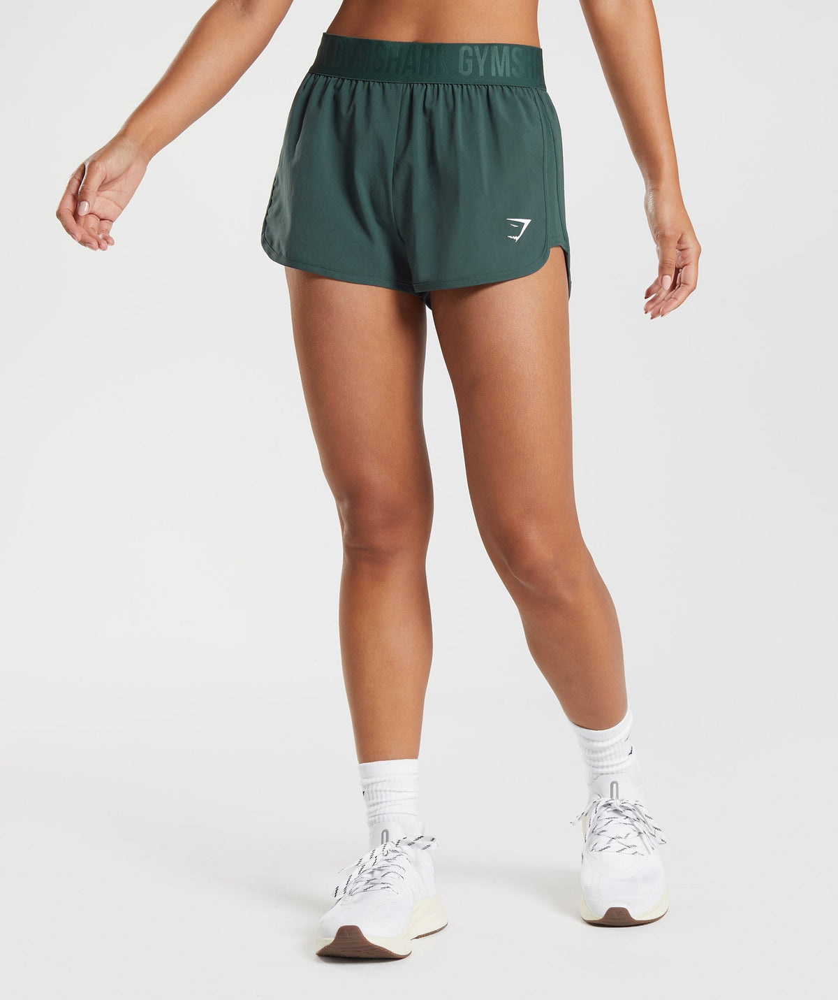 gymshark-training-loose-fit-shorts-obsidian-green-aw22
