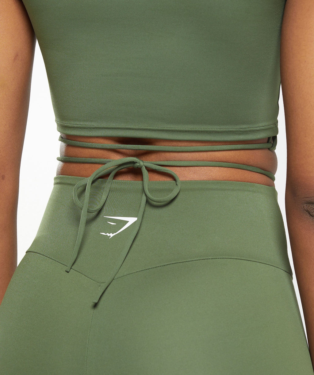 gymshark-everyday-mock-neck-ribbon-t-shirt-core-olive-ss24