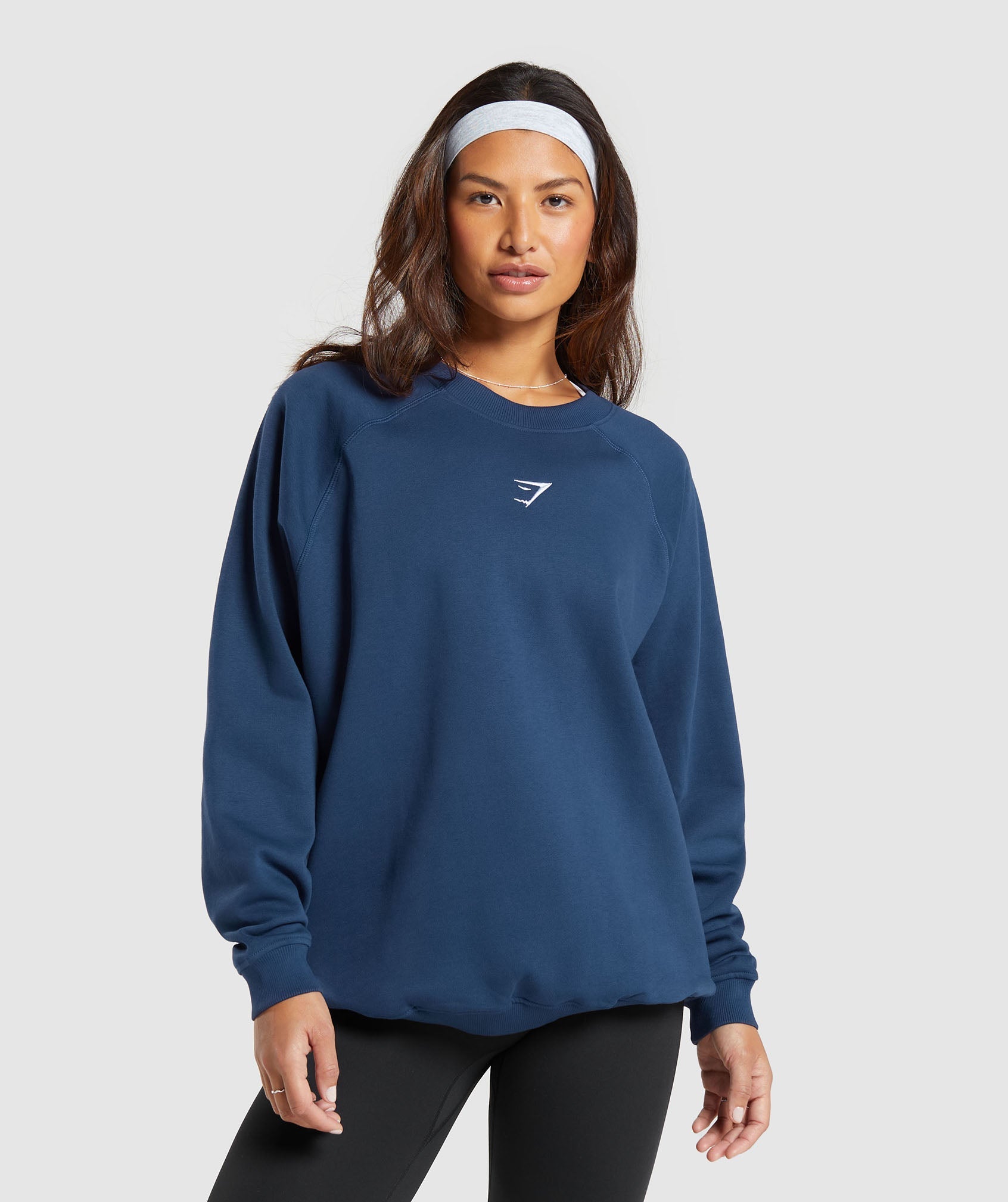 gymshark-training-oversized-fleece-sweatshirt-ash-blue-aw23