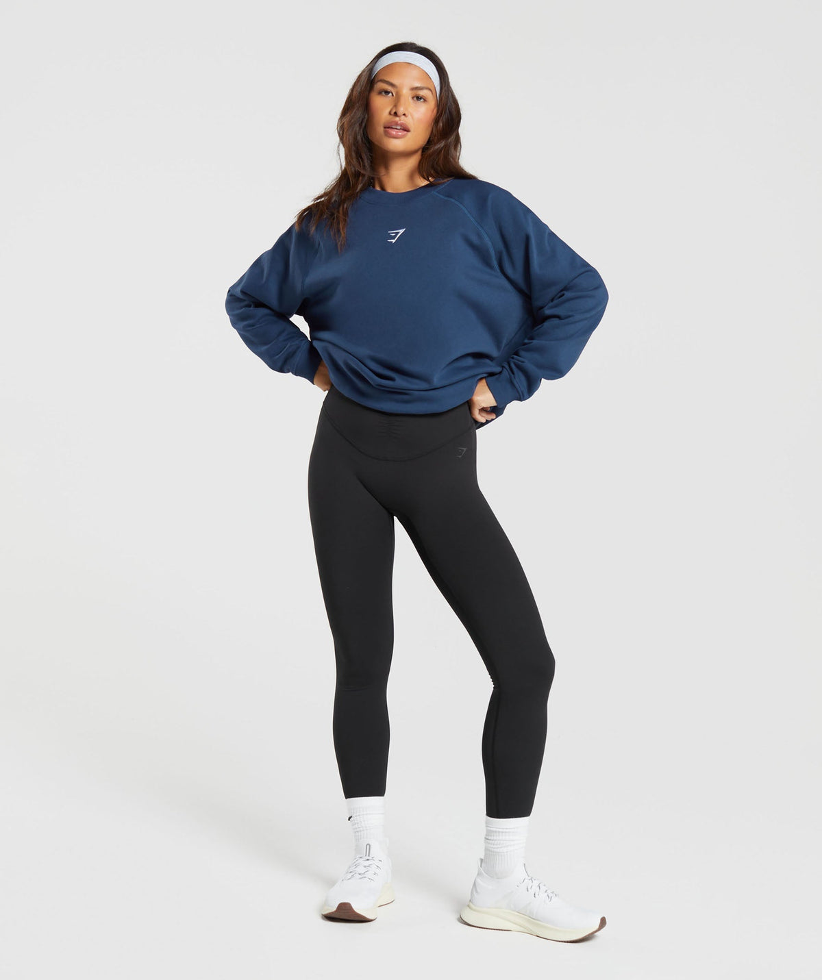 gymshark-training-oversized-fleece-sweatshirt-ash-blue-aw23