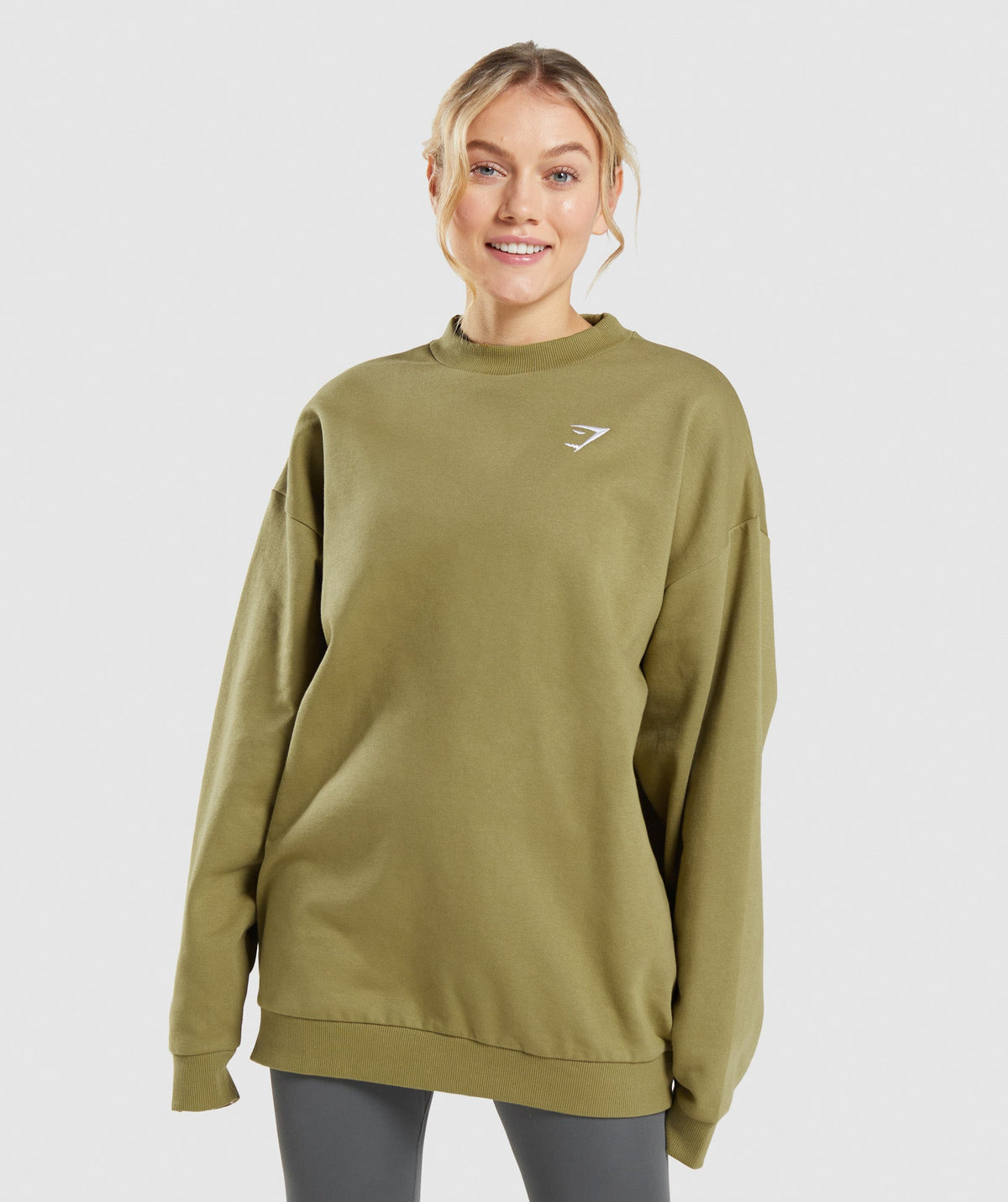 gymshark-training-oversized-sweatshirt-griffin-green-ss22