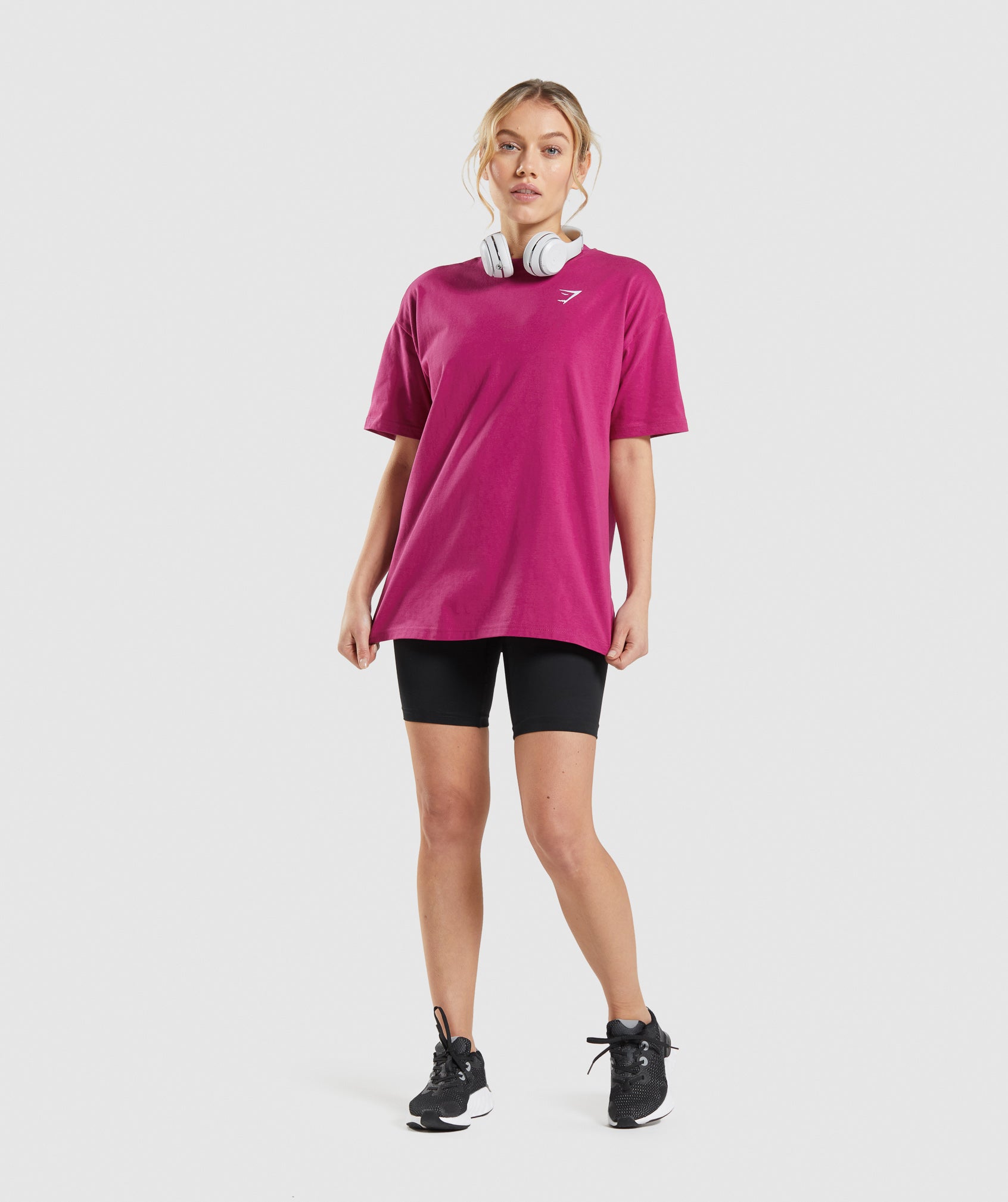 gymshark-training-oversized-t-shirt-dragon-pink-ss22