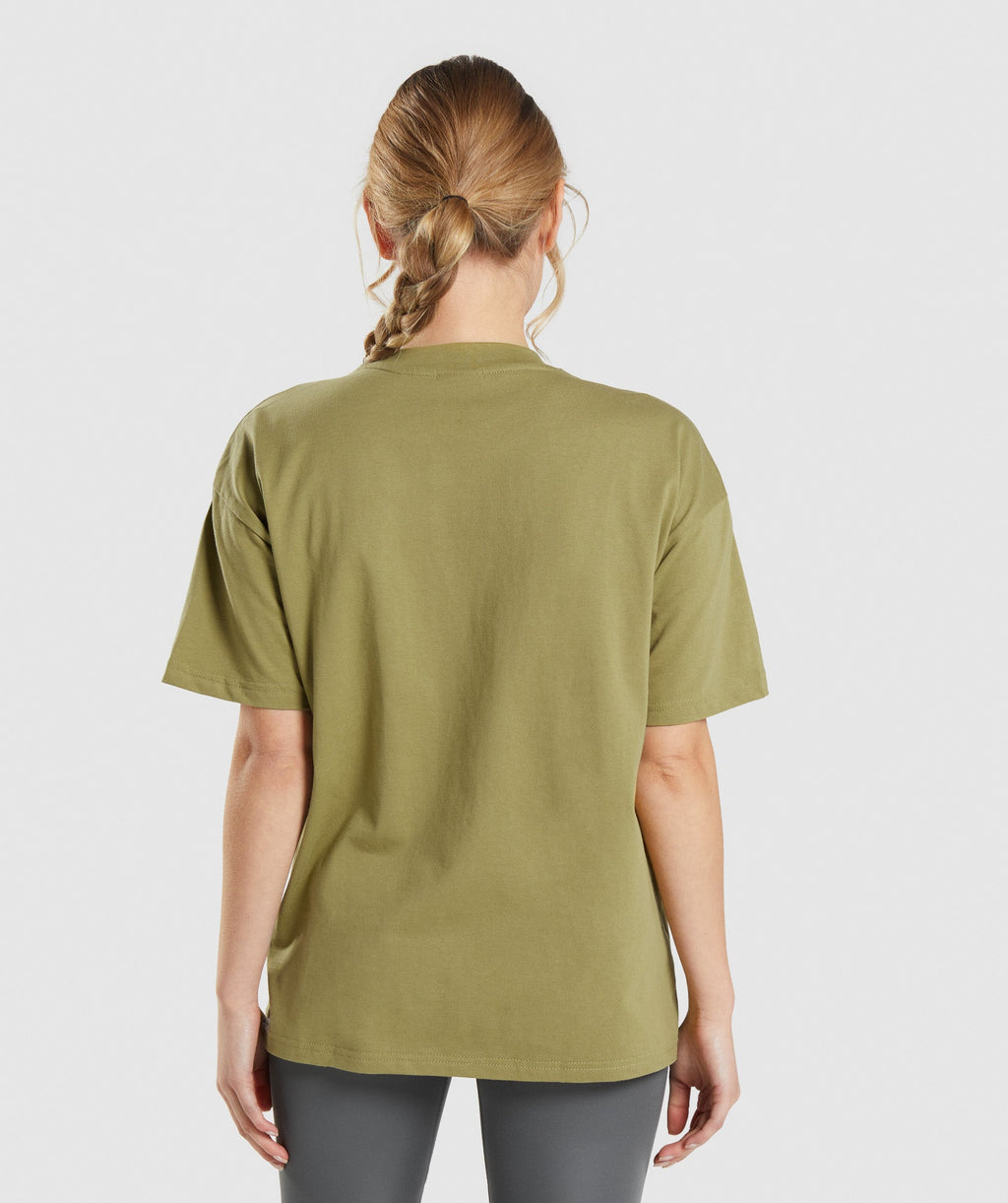 gymshark-training-oversized-t-shirt-griffin-green-ss22