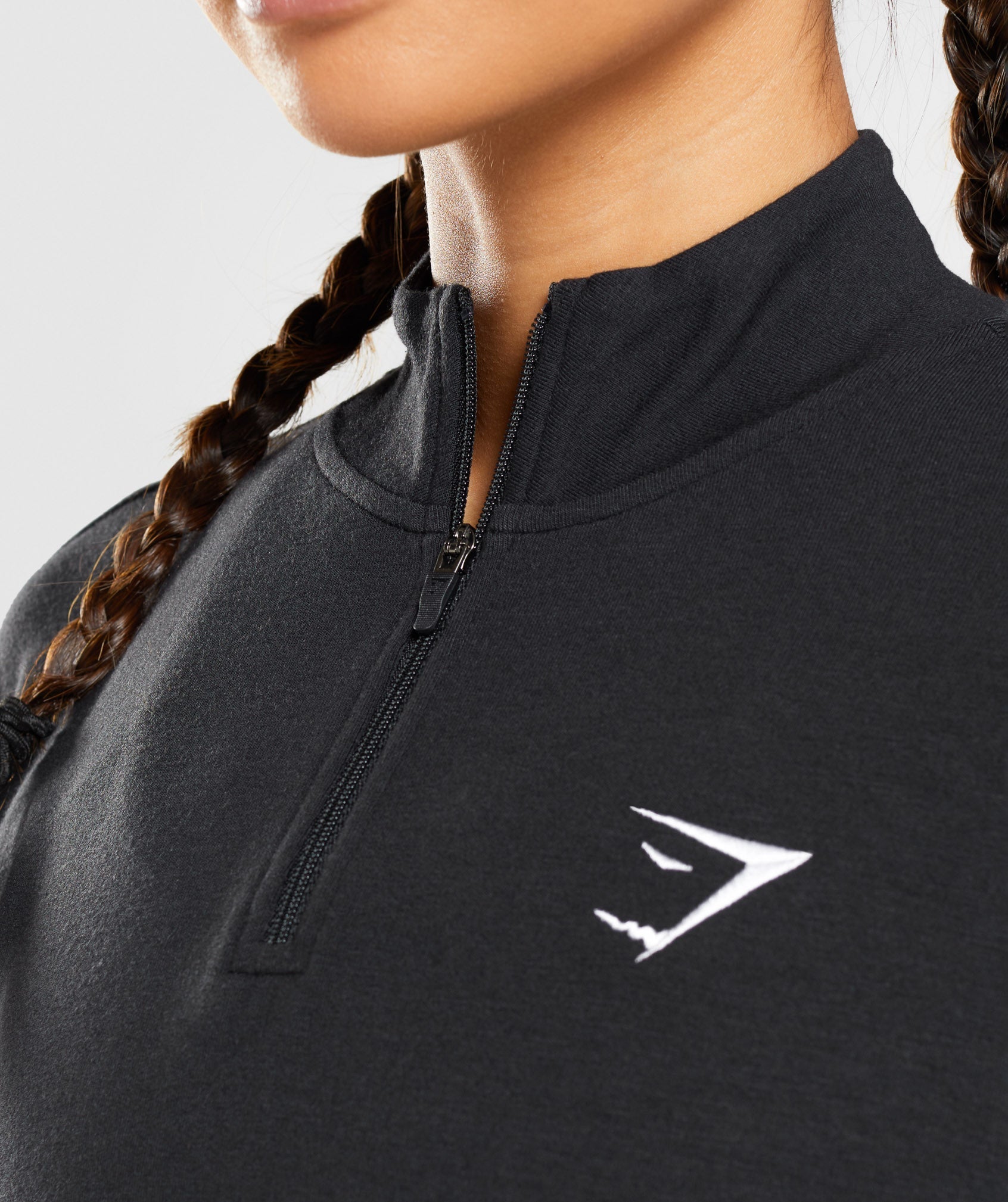 gymshark-training-pippa-pullover-black-ss22