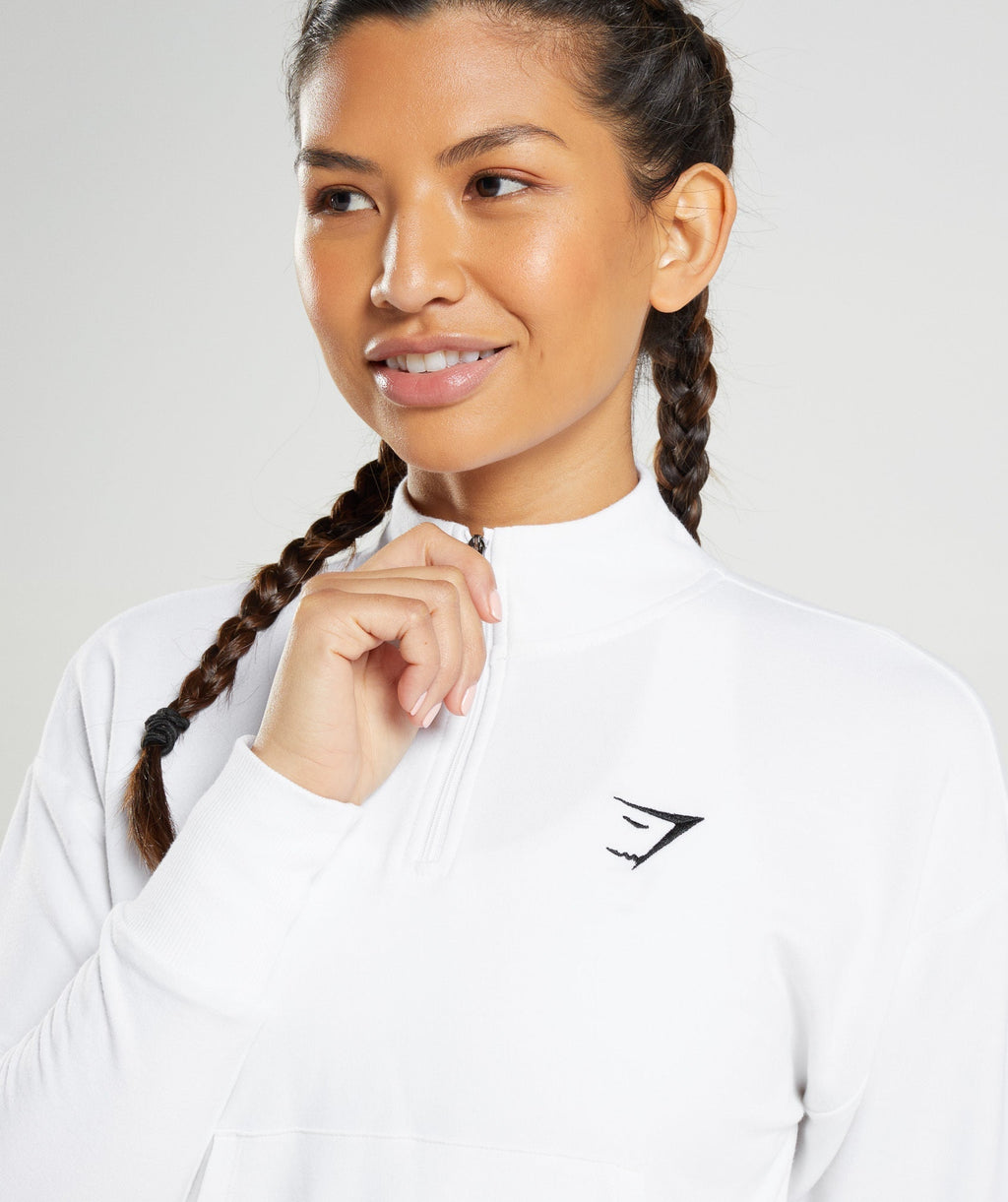 gymshark-training-pippa-pullover-white-ss22