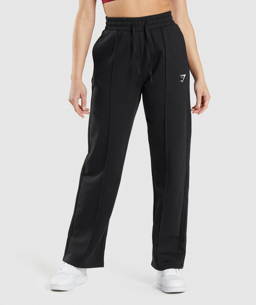 gymshark-training-straight-leg-jogger-black-ss22