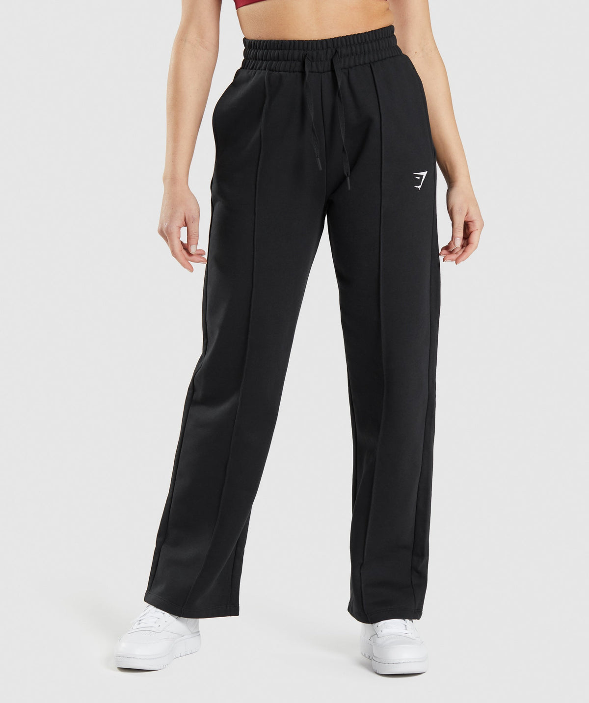 gymshark-training-straight-leg-jogger-black-ss22