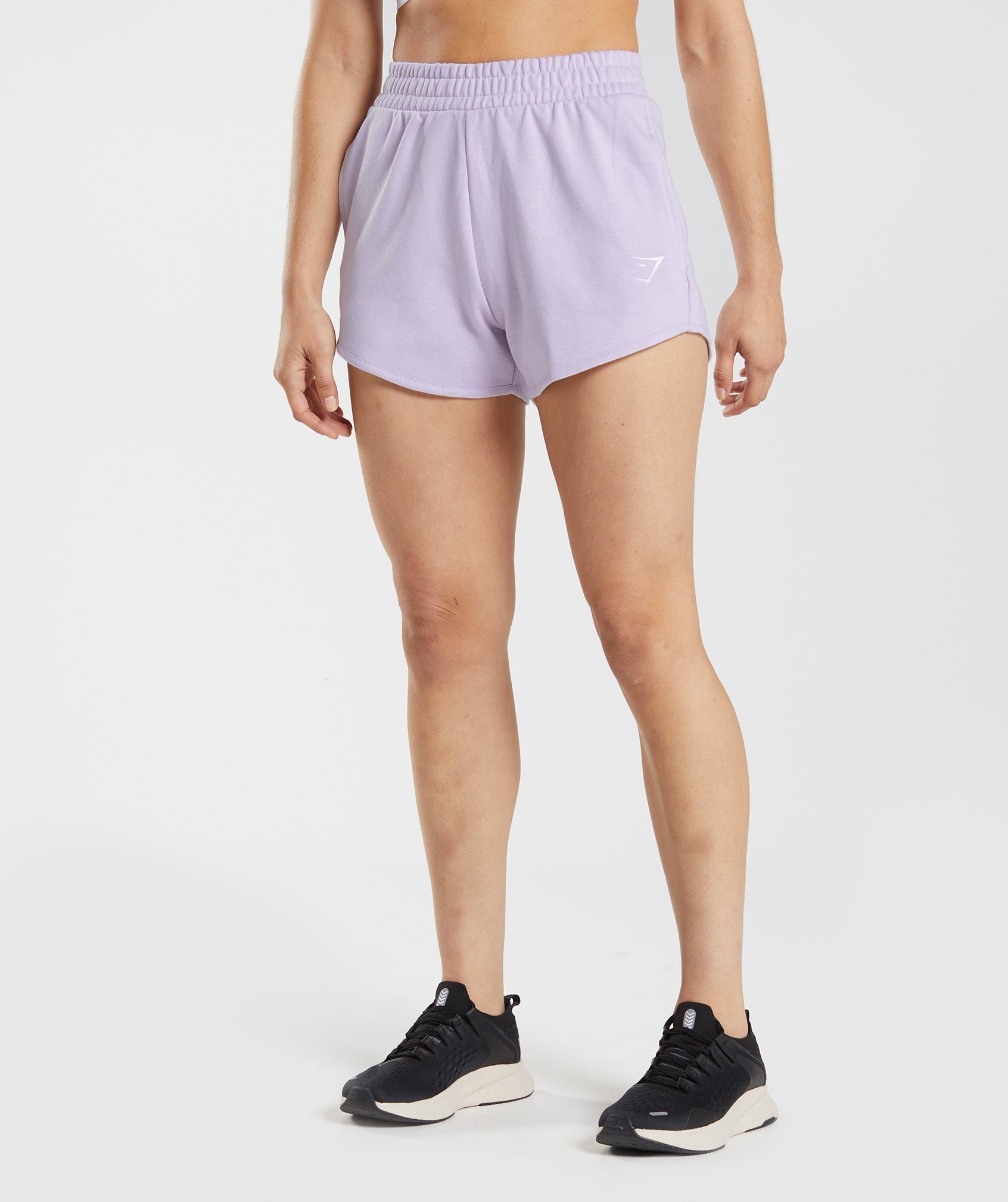 gymshark-training-sweat-shorts-soft-lilac-aw22
