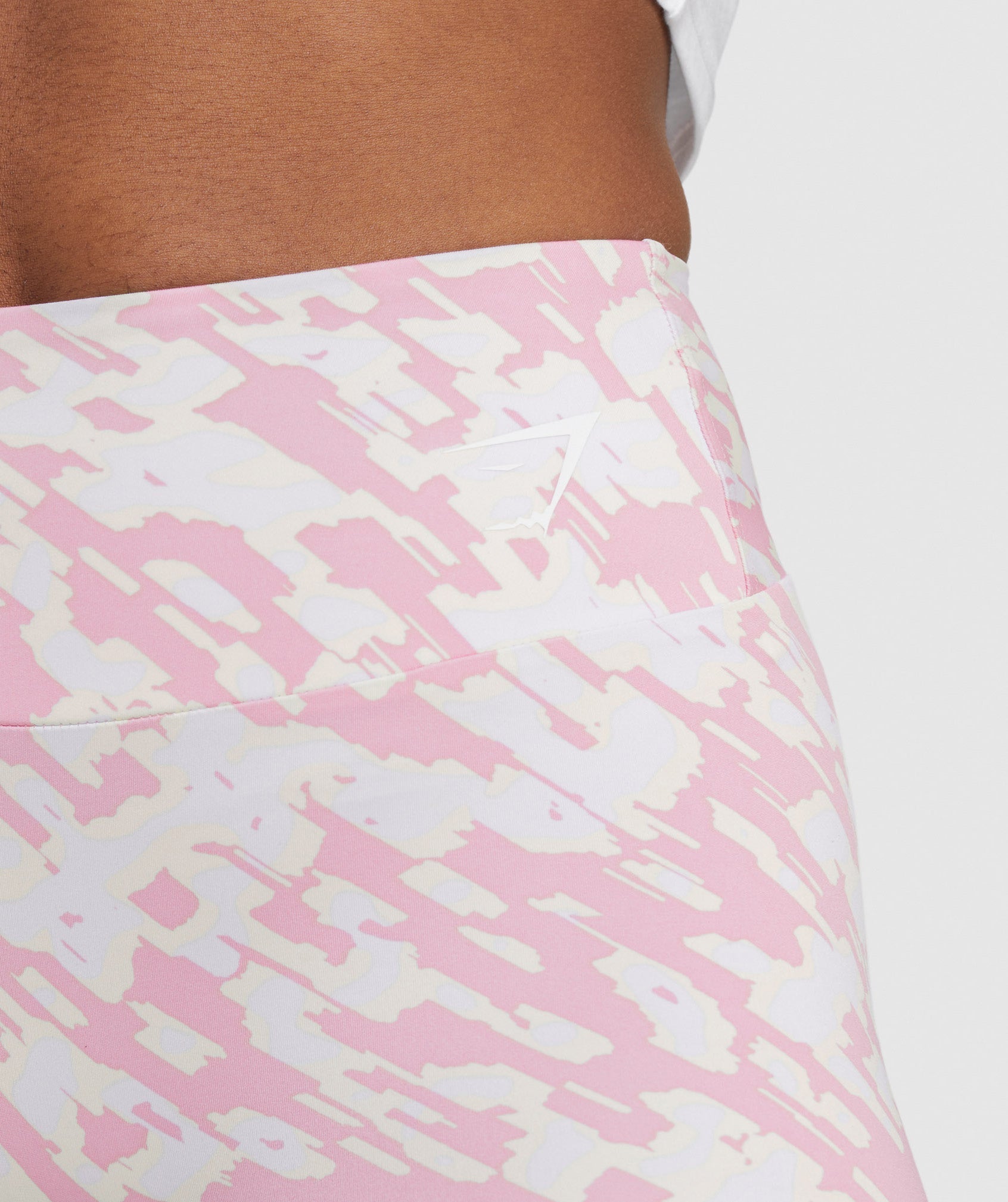 gymshark-training-shorts-sorbet-pink-print-ss22