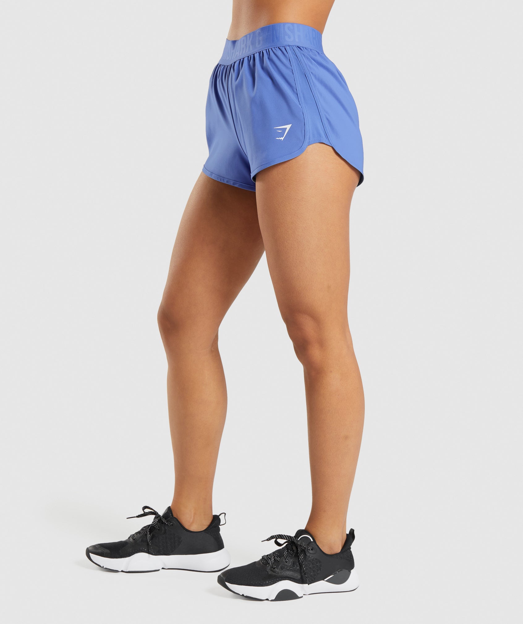 gymshark-training-loose-fit-shorts-court-blue-ss22