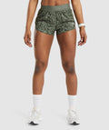 gymshark-training-loose-fit-shorts-green-print-ss22