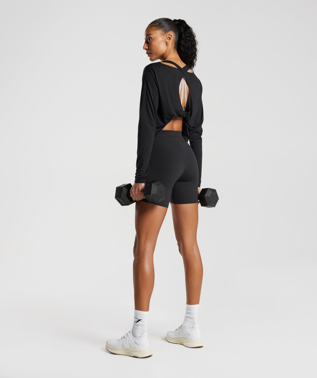 gymshark-super-soft-cut-out-long-sleeve-top-black-ss23