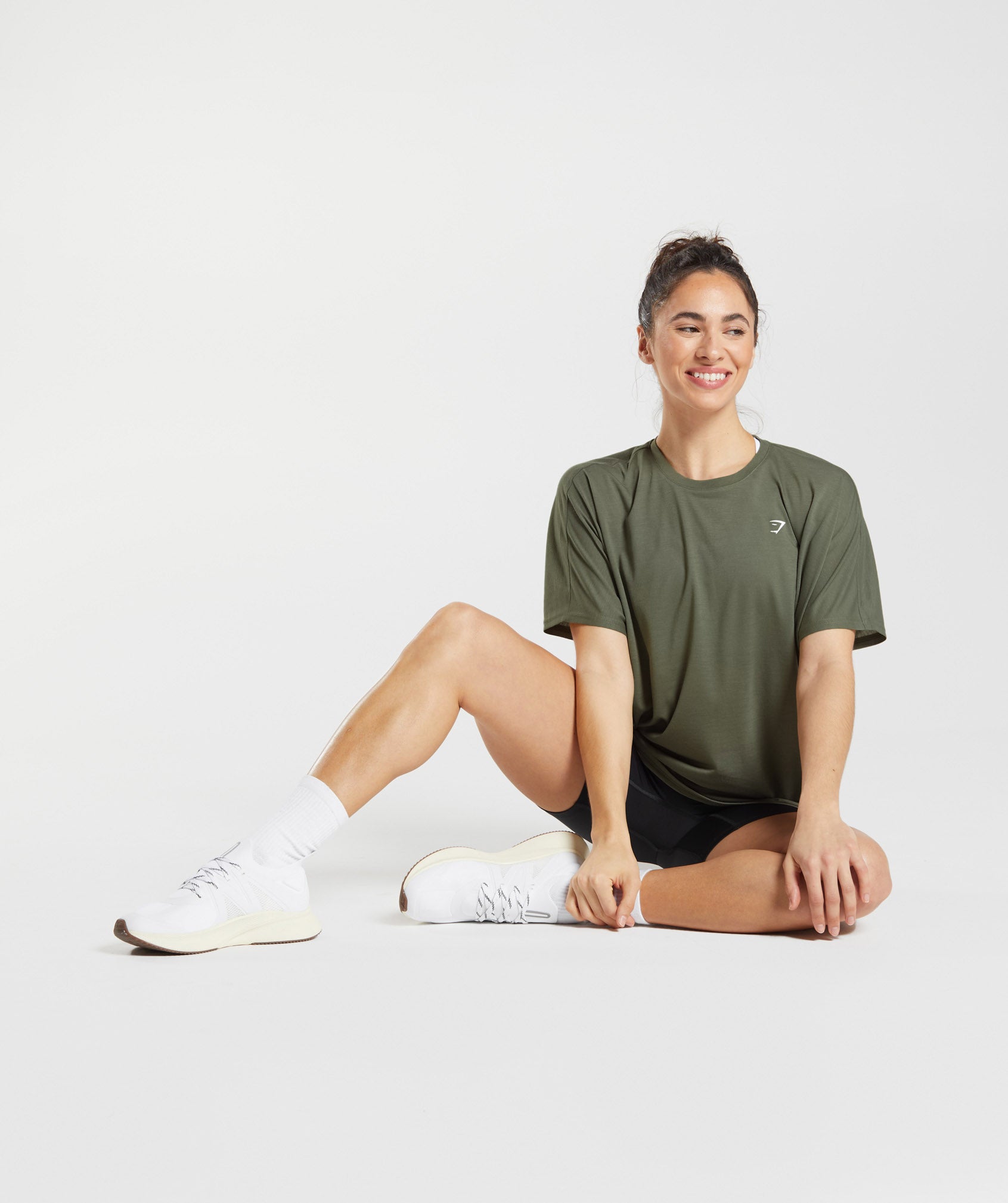gymshark-super-soft-t-shirt-dusty-olive-ss23