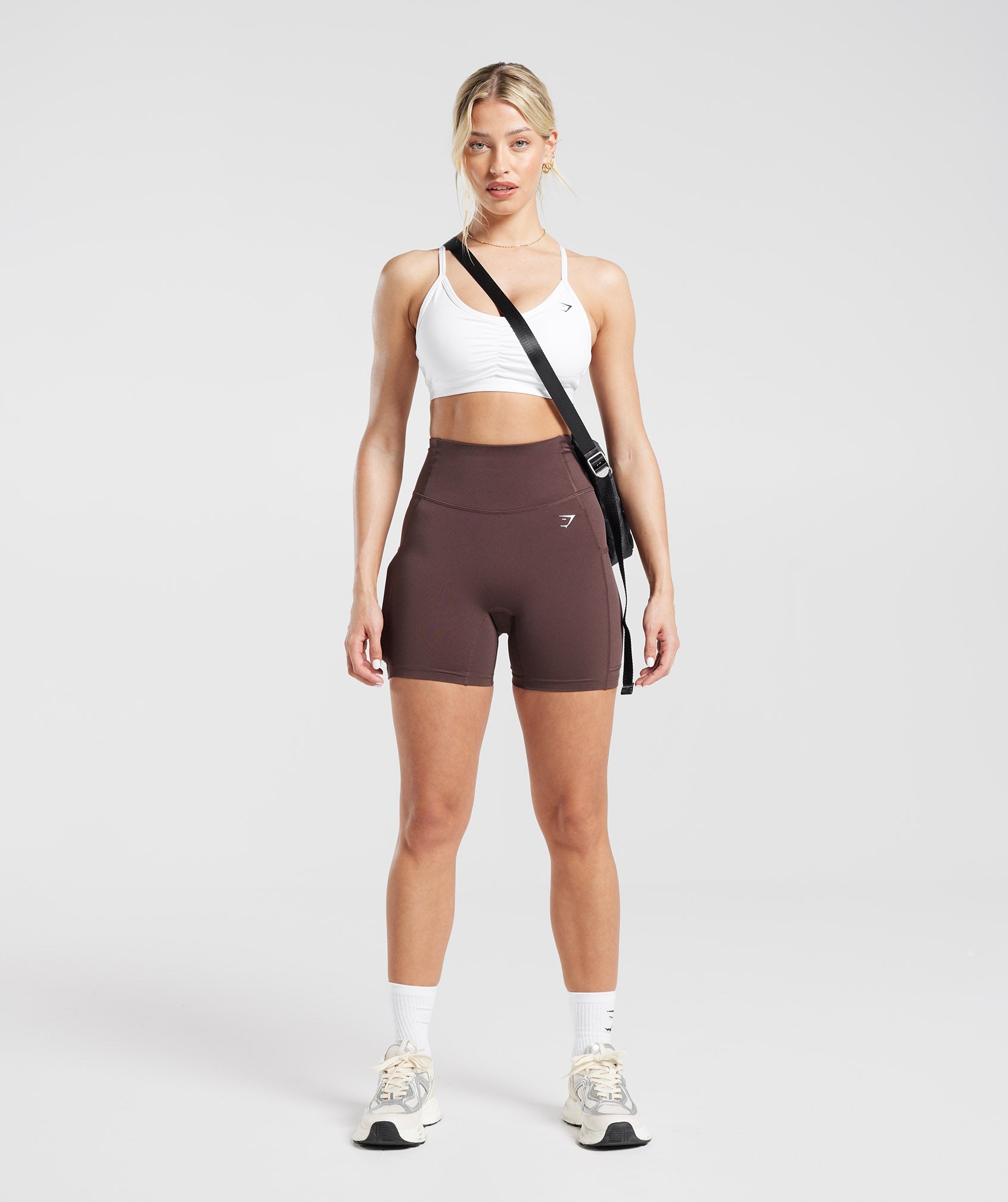 gymshark-pocket-shorts-chocolate-brown-ss23