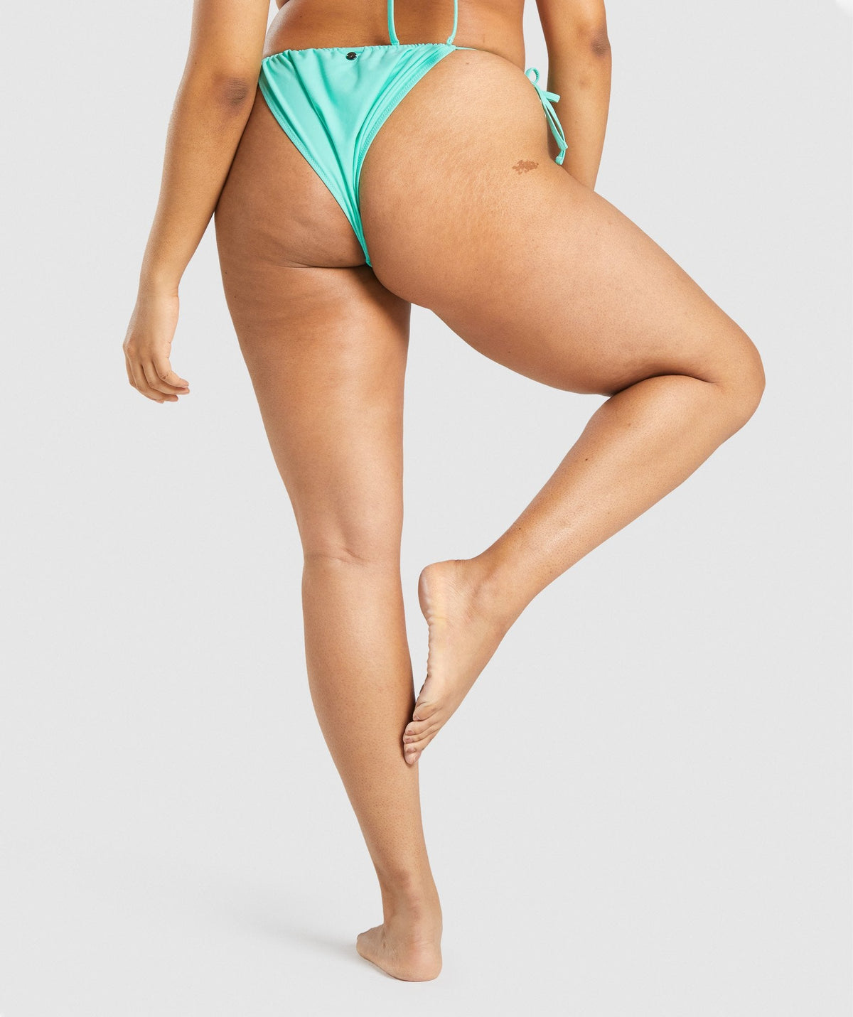gymshark-triangle-bikini-bottoms-turquoise
