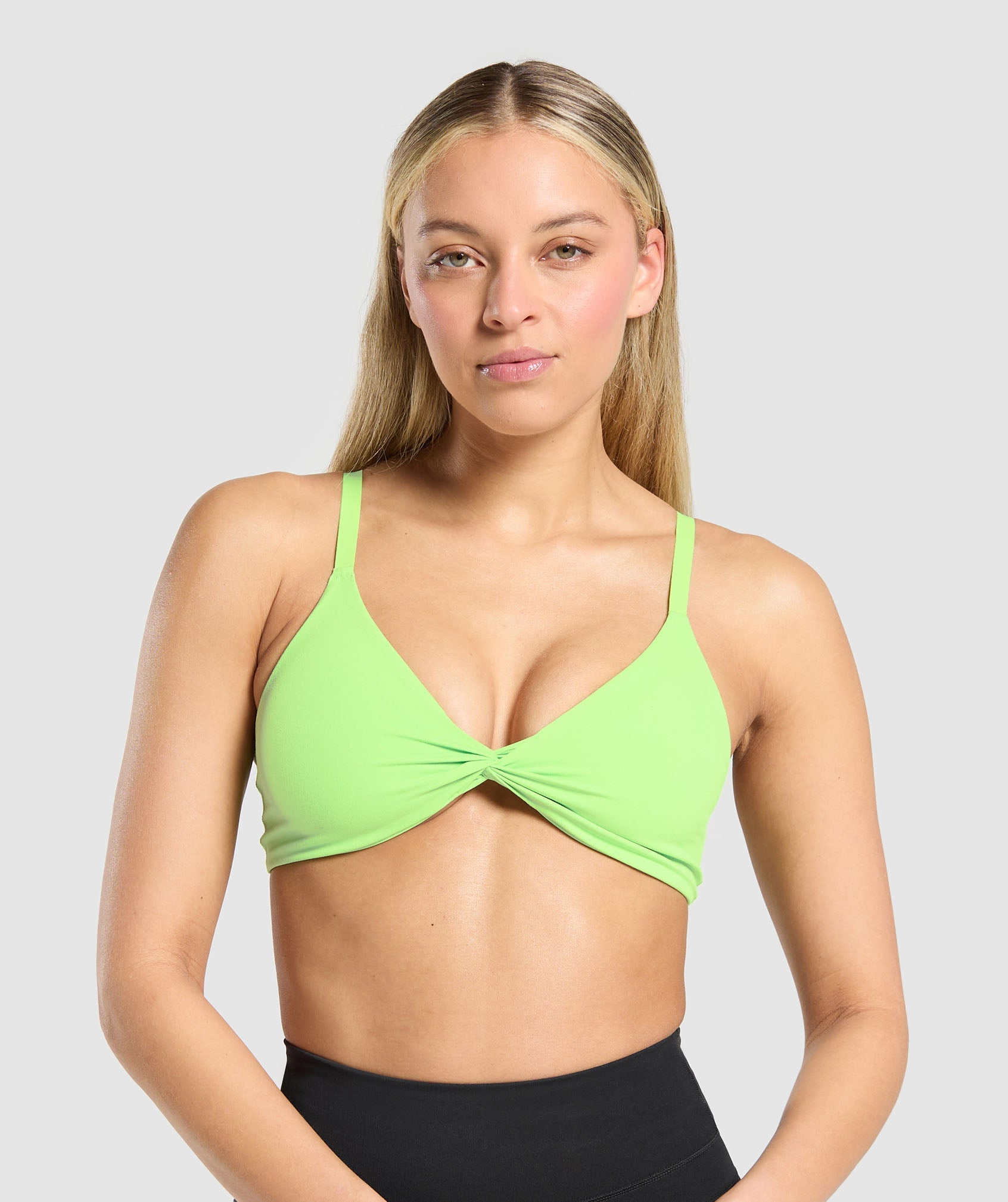 gymshark-twist-front-bralette-sports-bras-green-ss25