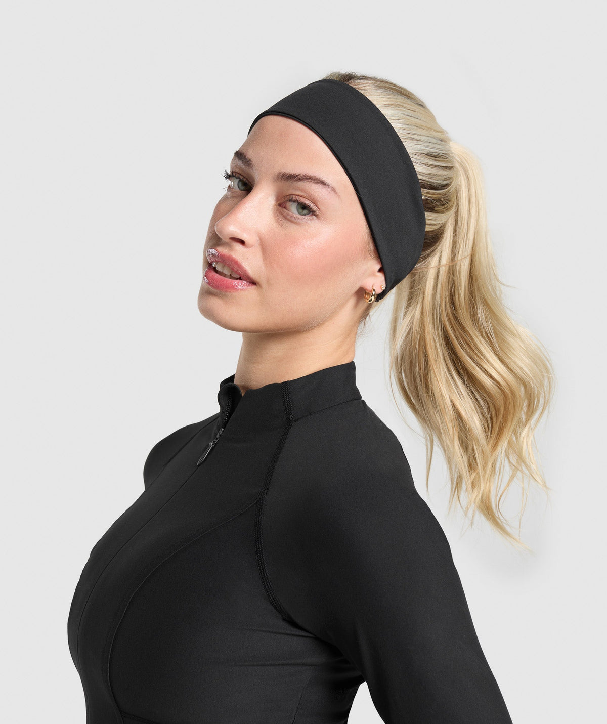 gymshark-twist-headband-headwear-black-aw24
