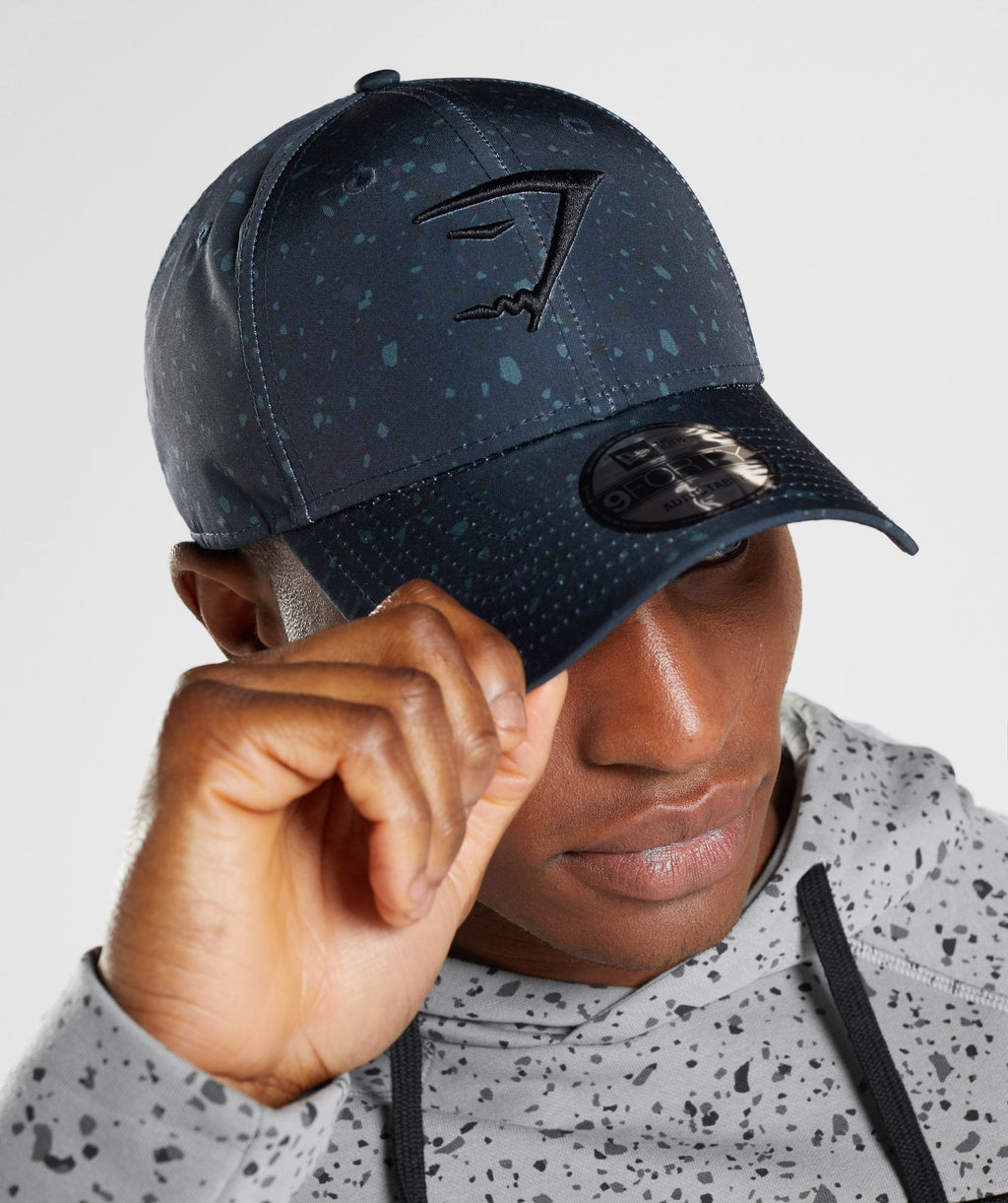 gymshark-new-era-universe-print-navy-white