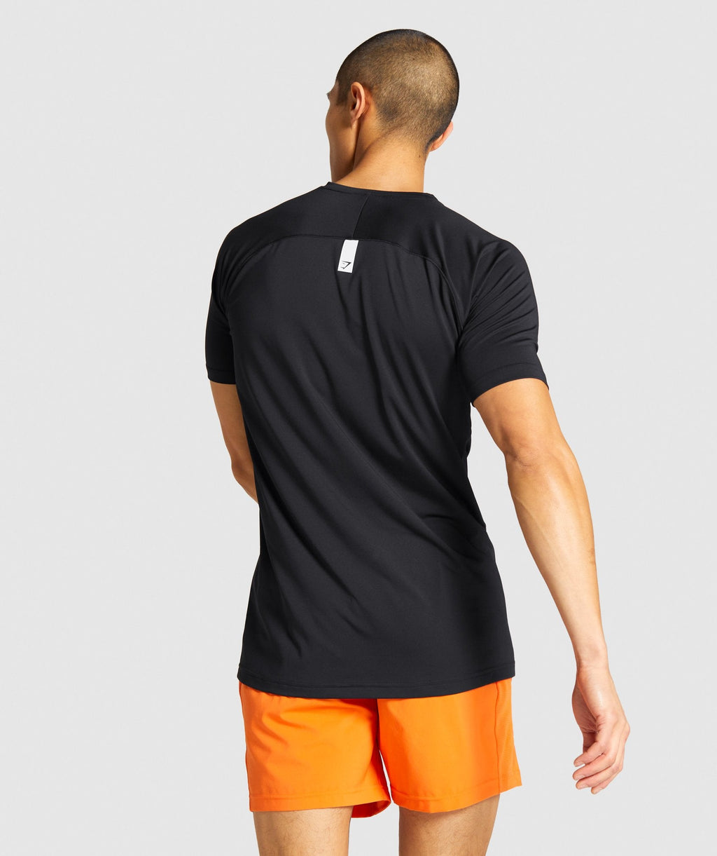 gymshark-veer-t-shirt-black-white-logo