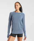 gymshark-vital-seamless-2-0-light-long-sleeve-top-evening-blue-marl-ss23
