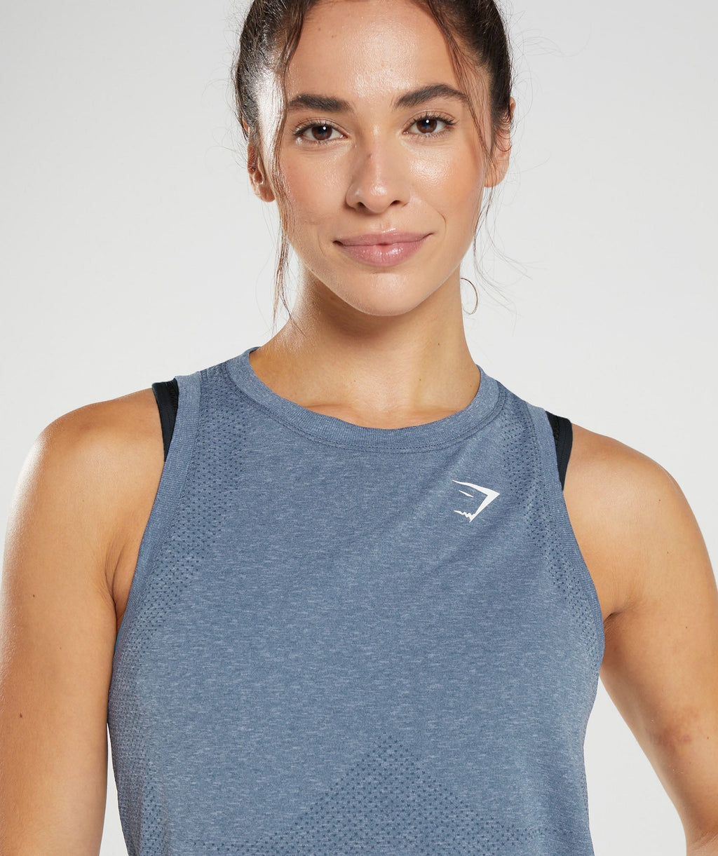 gymshark-vital-seamless-2-0-light-tank-evening-blue-marl-ss23