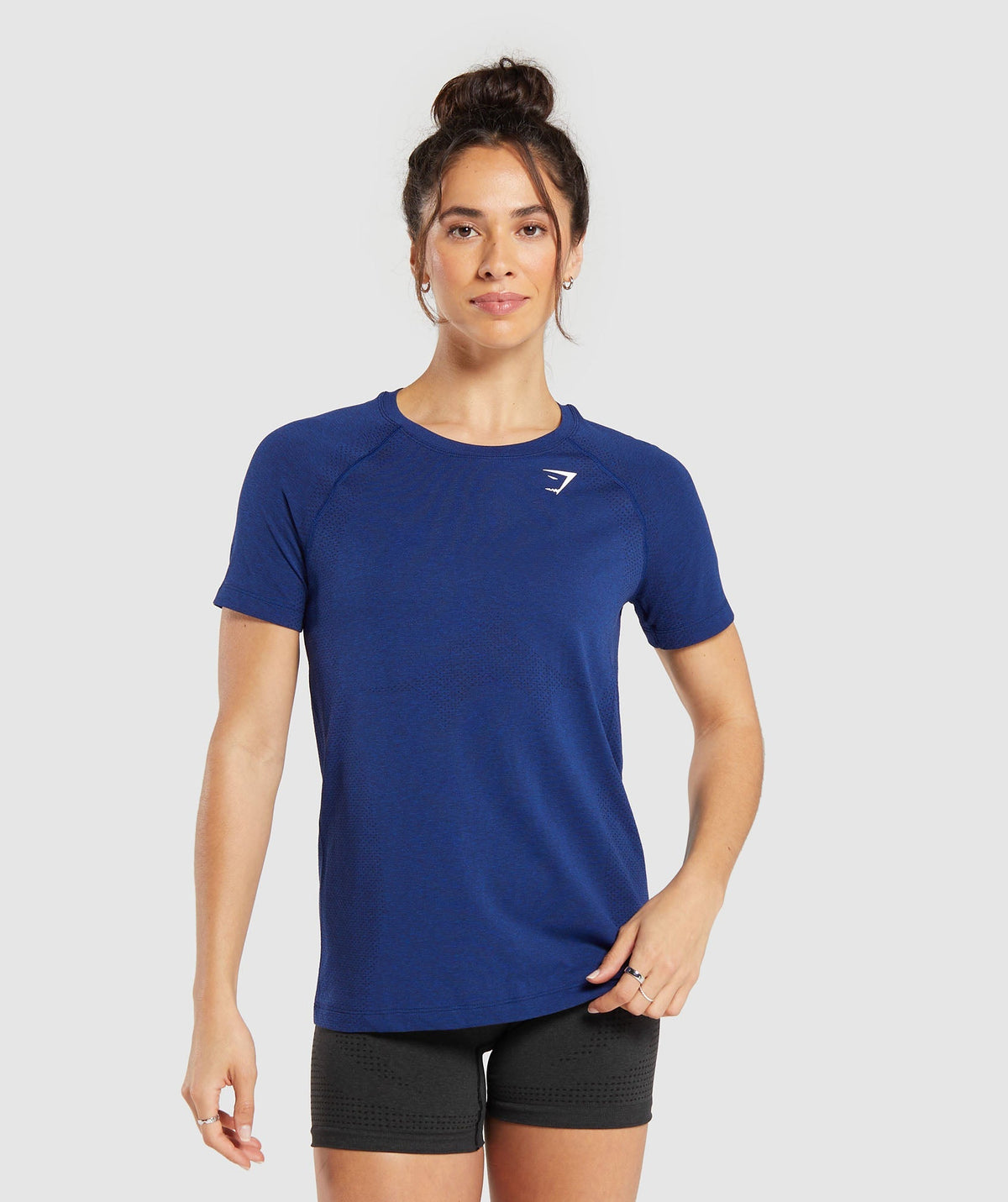 gymshark-vital-seamless-2-0-light-t-shirt-stellar-blue-marl-aw22