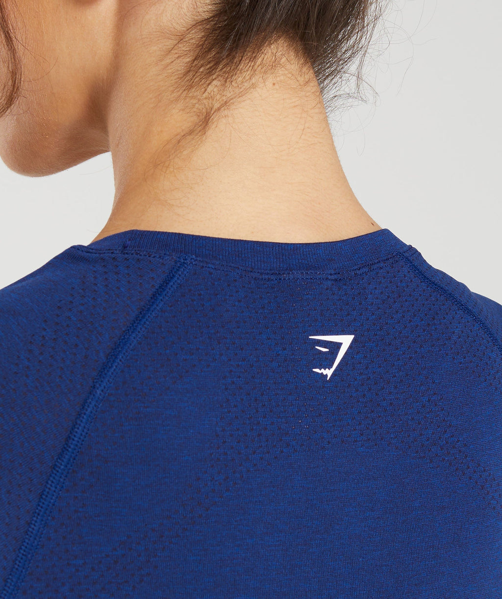 gymshark-vital-seamless-2-0-light-t-shirt-stellar-blue-marl-aw22