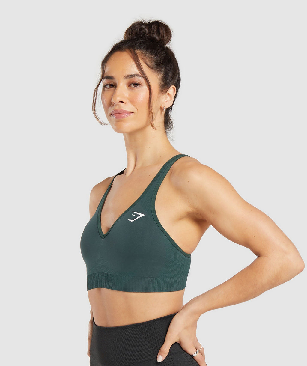 gymshark-vital-seamless-2-0-v-neck-sports-bra-woodland-green-marl-aw22