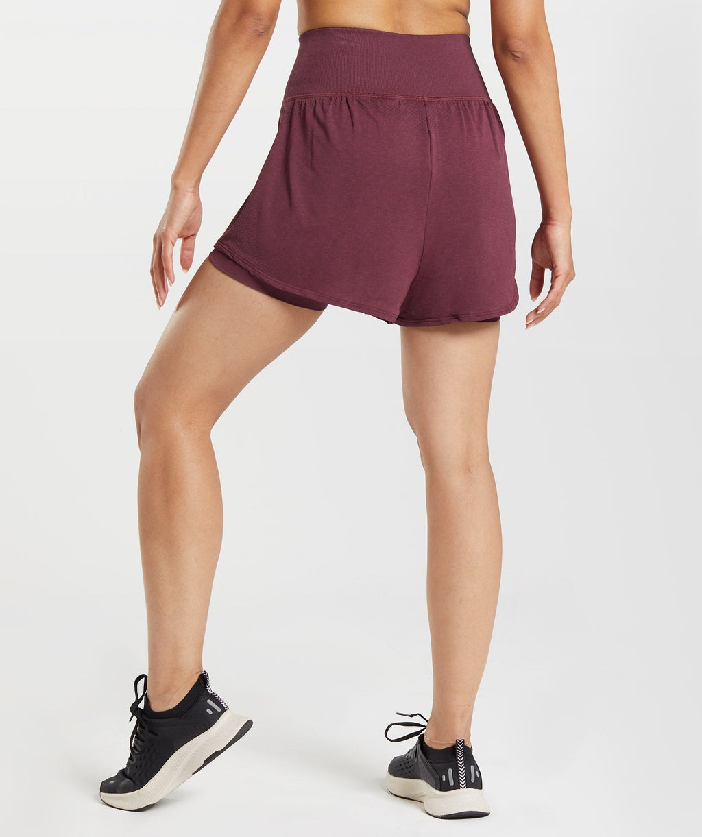 gymshark-vital-seamless-2-0-2-in-1-shorts-baked-maroon-marl-aw22