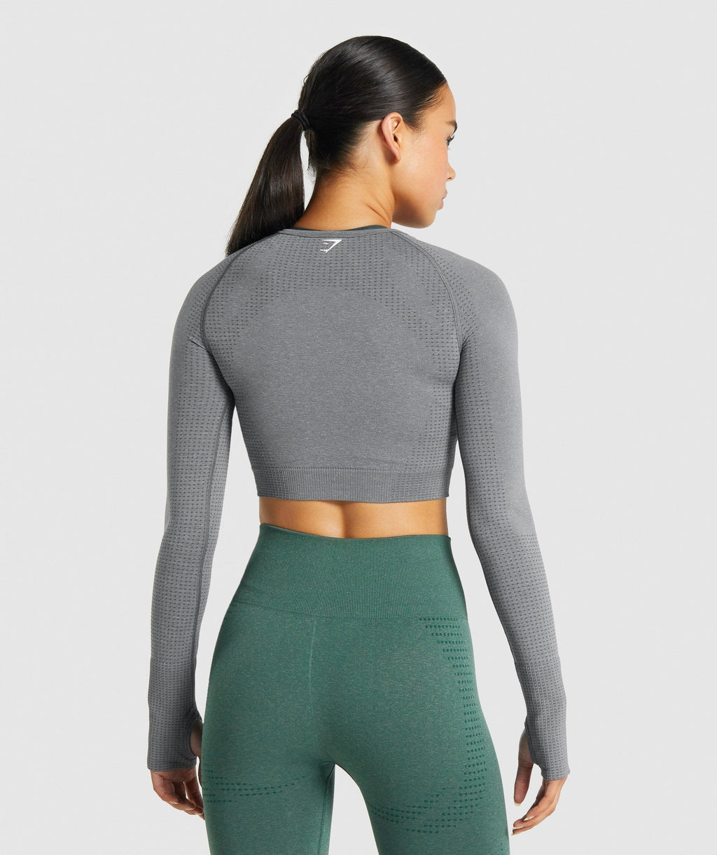 gymshark-vital-seamless-long-sleeve-crop-top-smokey-grey-marl-logo