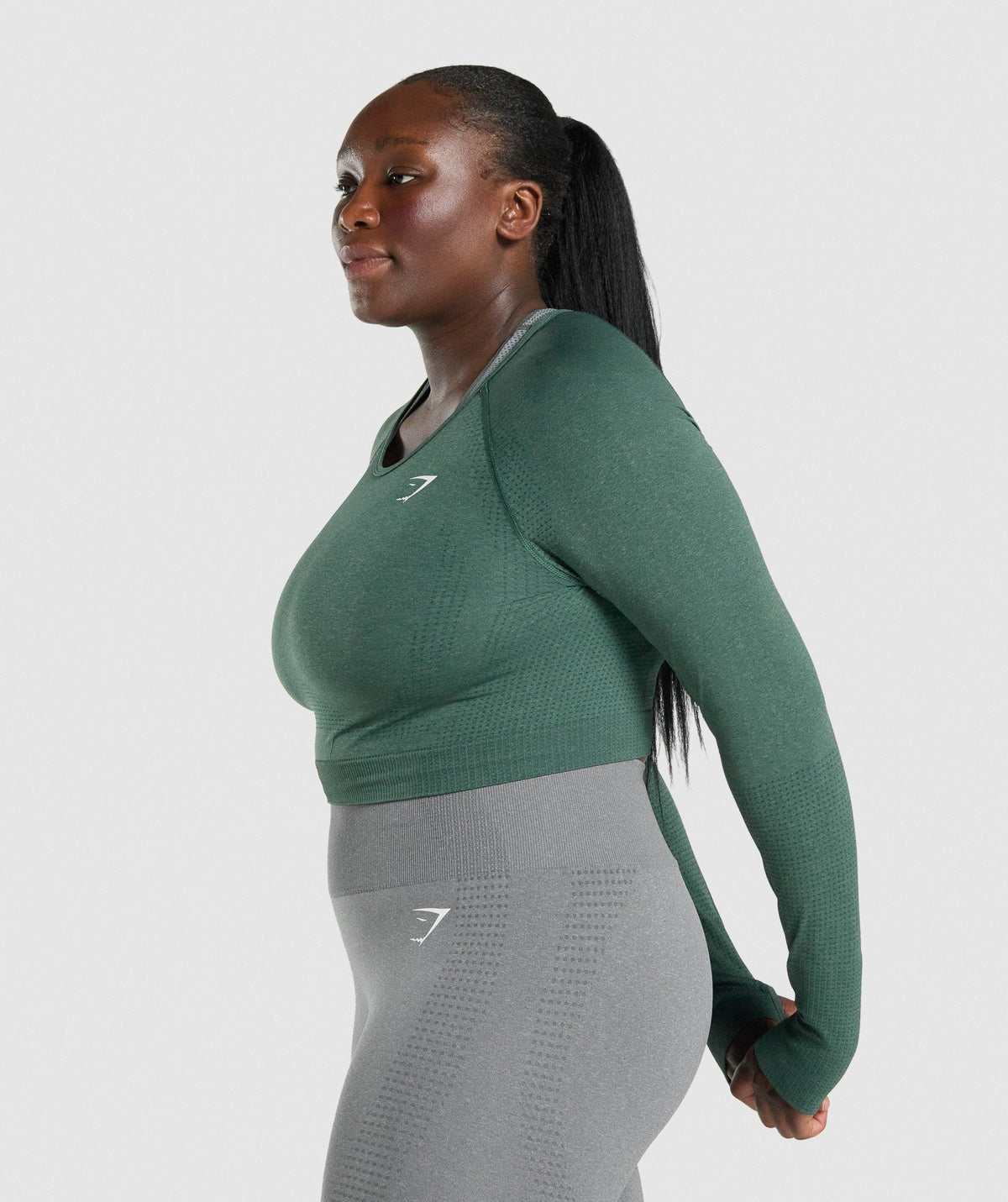 gymshark-vital-seamless-long-sleeve-crop-top-dark-green-marl-logo